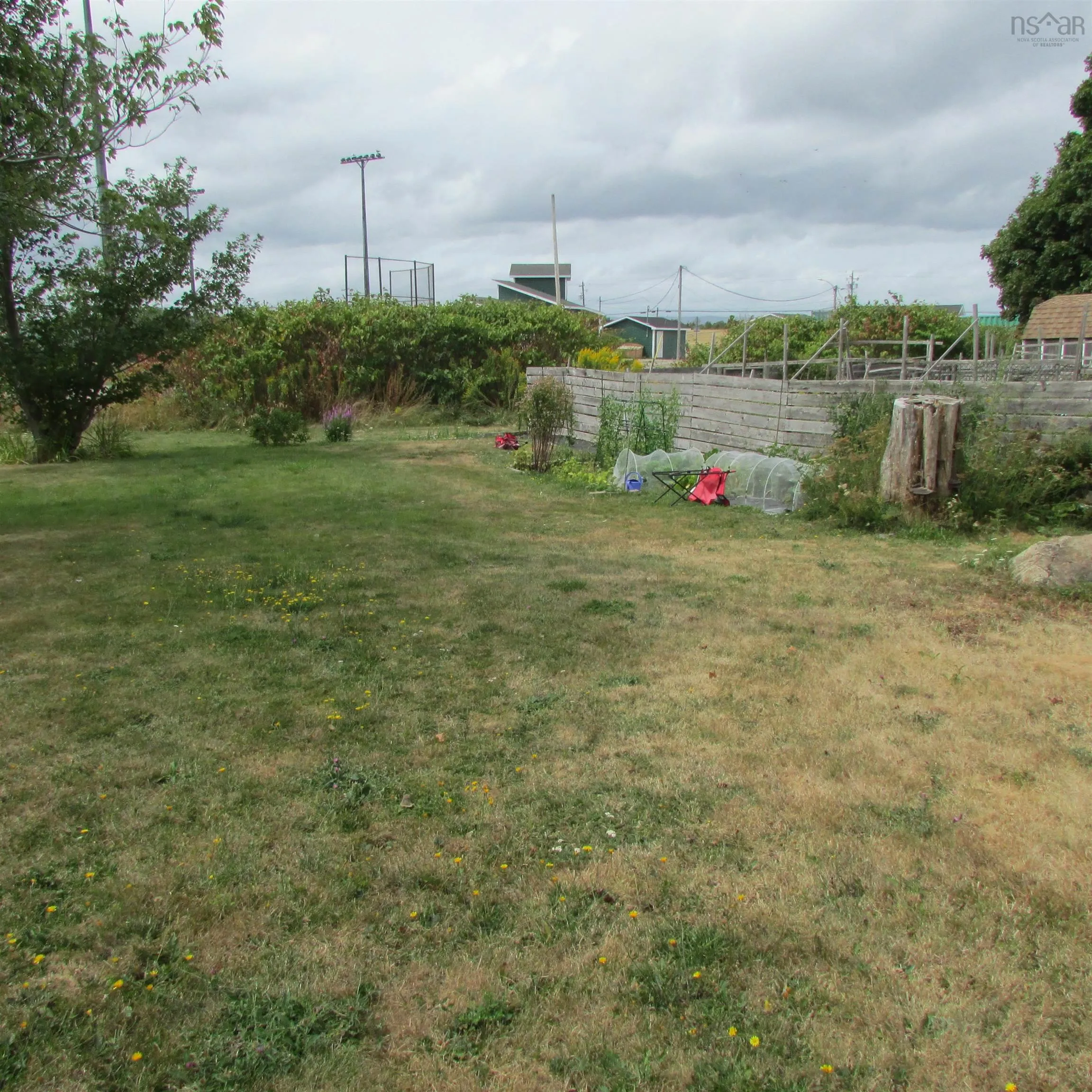 40 Crescent Street, Sydney Mines, NS B1V 2P3, 2 Bedrooms Bedrooms, ,1 BathroomBathrooms,Residential,For Sale,Crescent,202521574