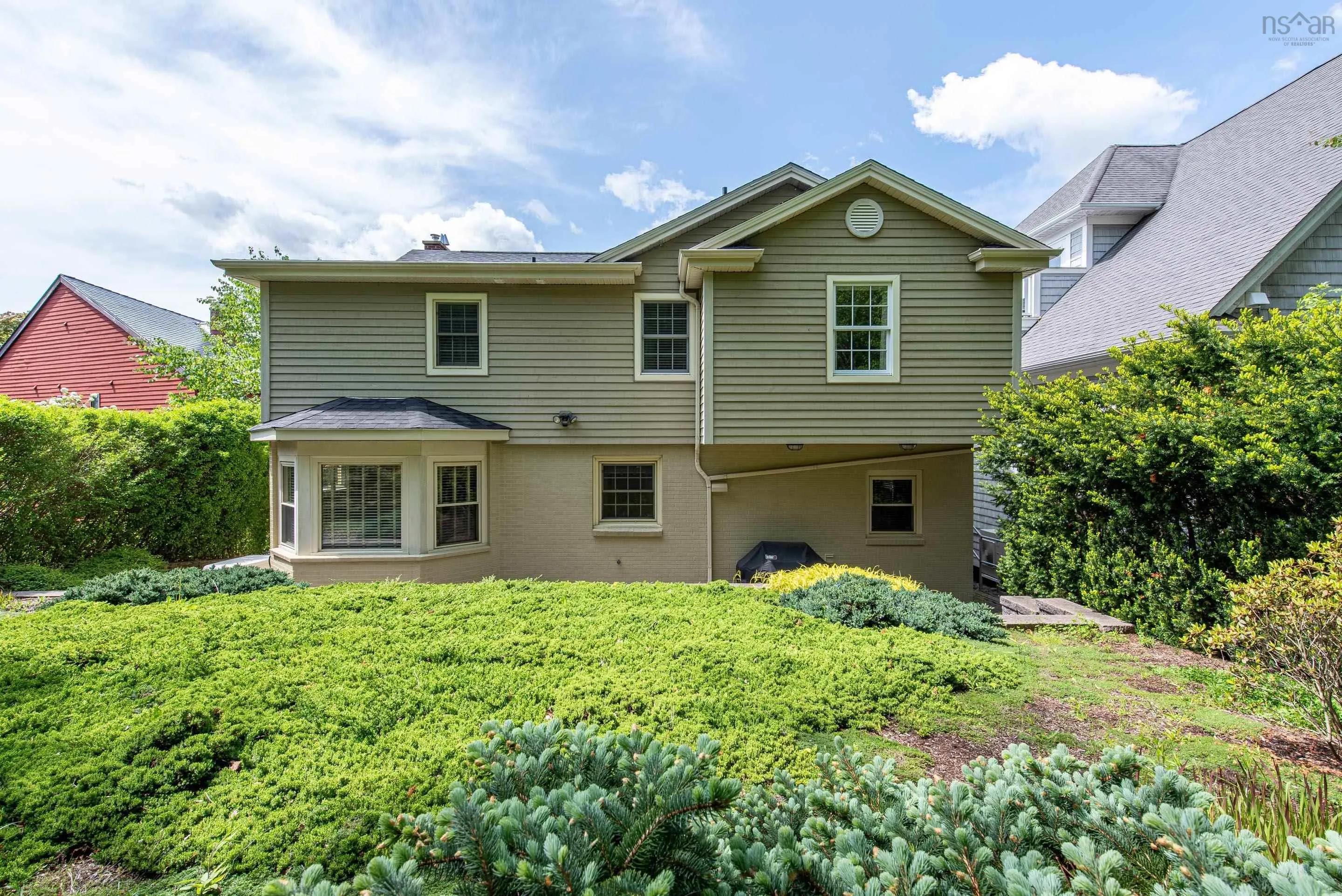1111 Rockcliffe Street, Halifax, NS B3H 3Y7, 4 Bedrooms Bedrooms, ,4 BathroomsBathrooms,Residential,For Sale,Rockcliffe,202517596