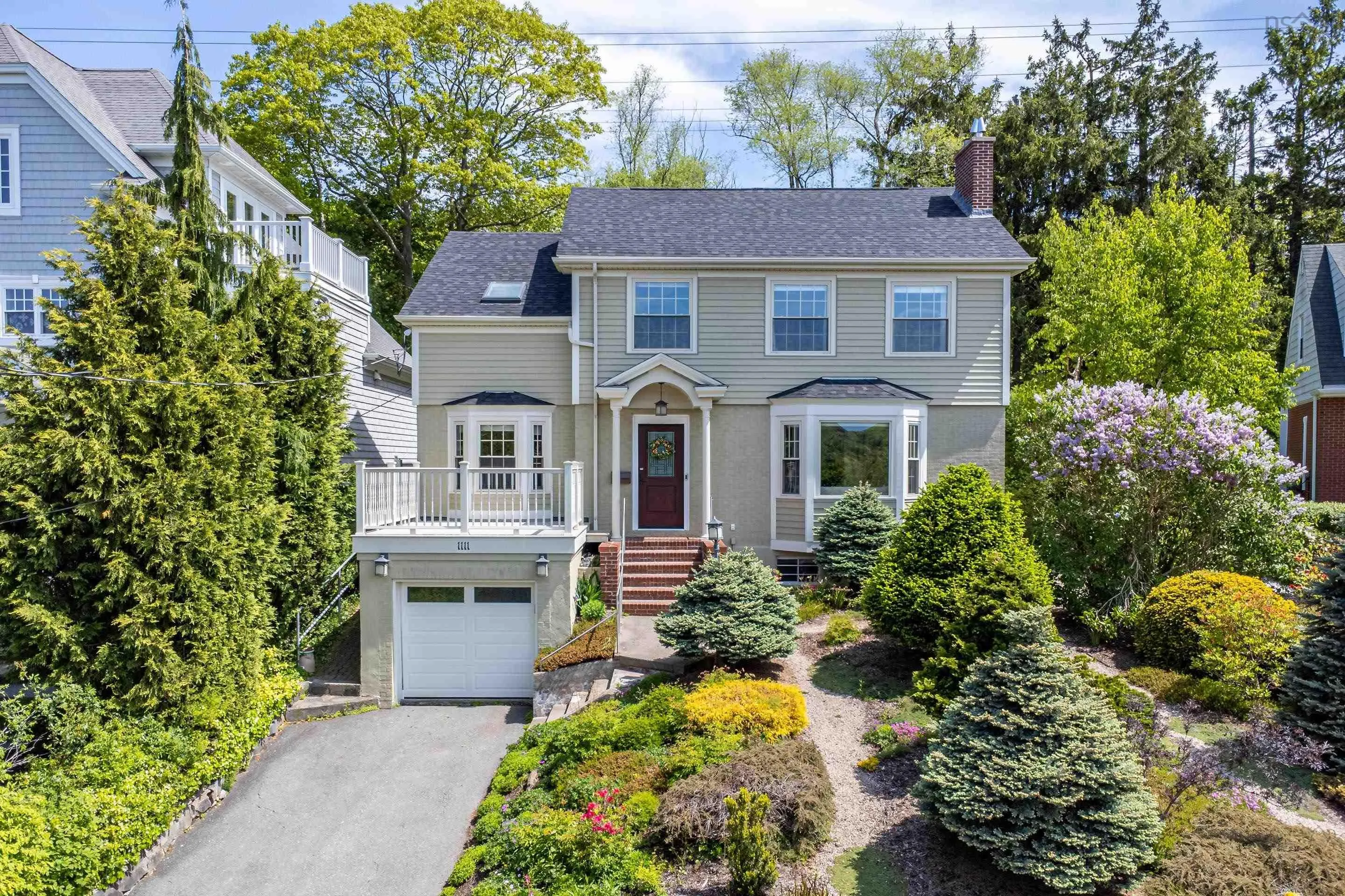 1111 Rockcliffe Street, Halifax, NS B3H 3Y7, 4 Bedrooms Bedrooms, ,4 BathroomsBathrooms,Residential,For Sale,Rockcliffe,202517596