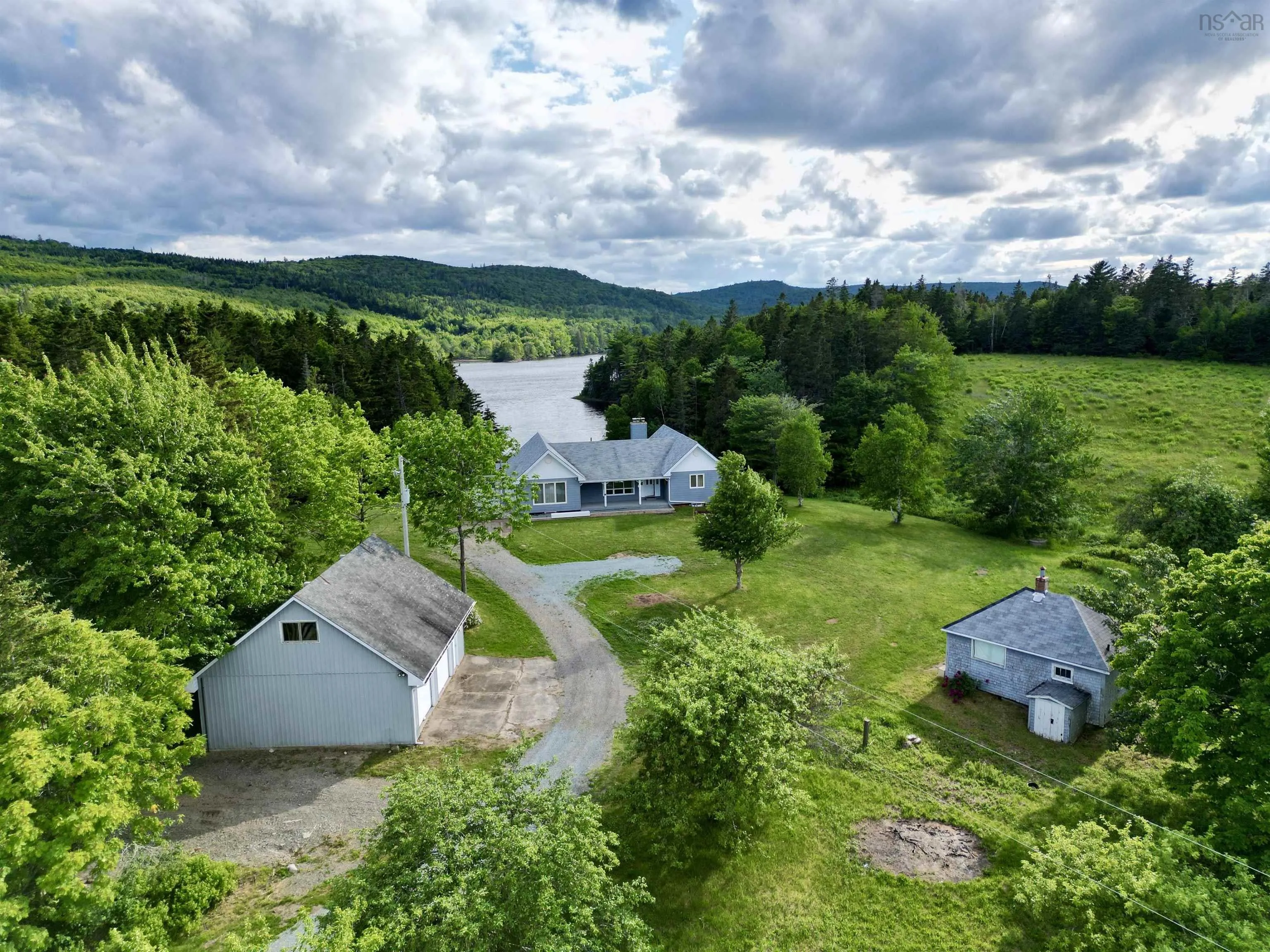 9169 Highway 16, Cooks Cove, NS B0H 1N0, 4 Bedrooms Bedrooms, ,4 BathroomsBathrooms,Residential,For Sale,Highway 16,202518331