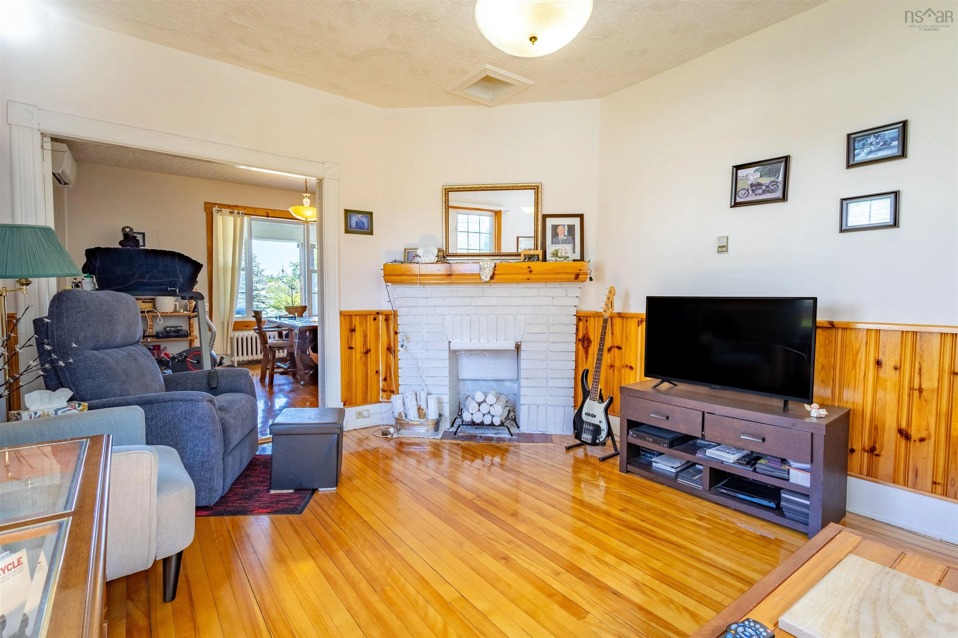 279 King Edward Street, Glace Bay, NS B1A 3W2, 4 Bedrooms Bedrooms, ,2 BathroomsBathrooms,Residential,For Sale,King Edward,202521683