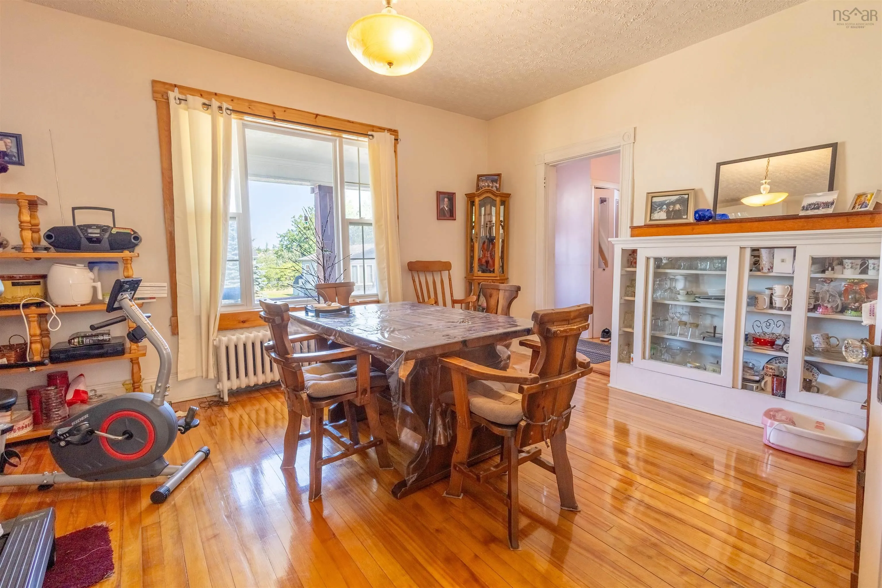 279 King Edward Street, Glace Bay, NS B1A 3W2, 4 Bedrooms Bedrooms, ,2 BathroomsBathrooms,Residential,For Sale,King Edward,202521683