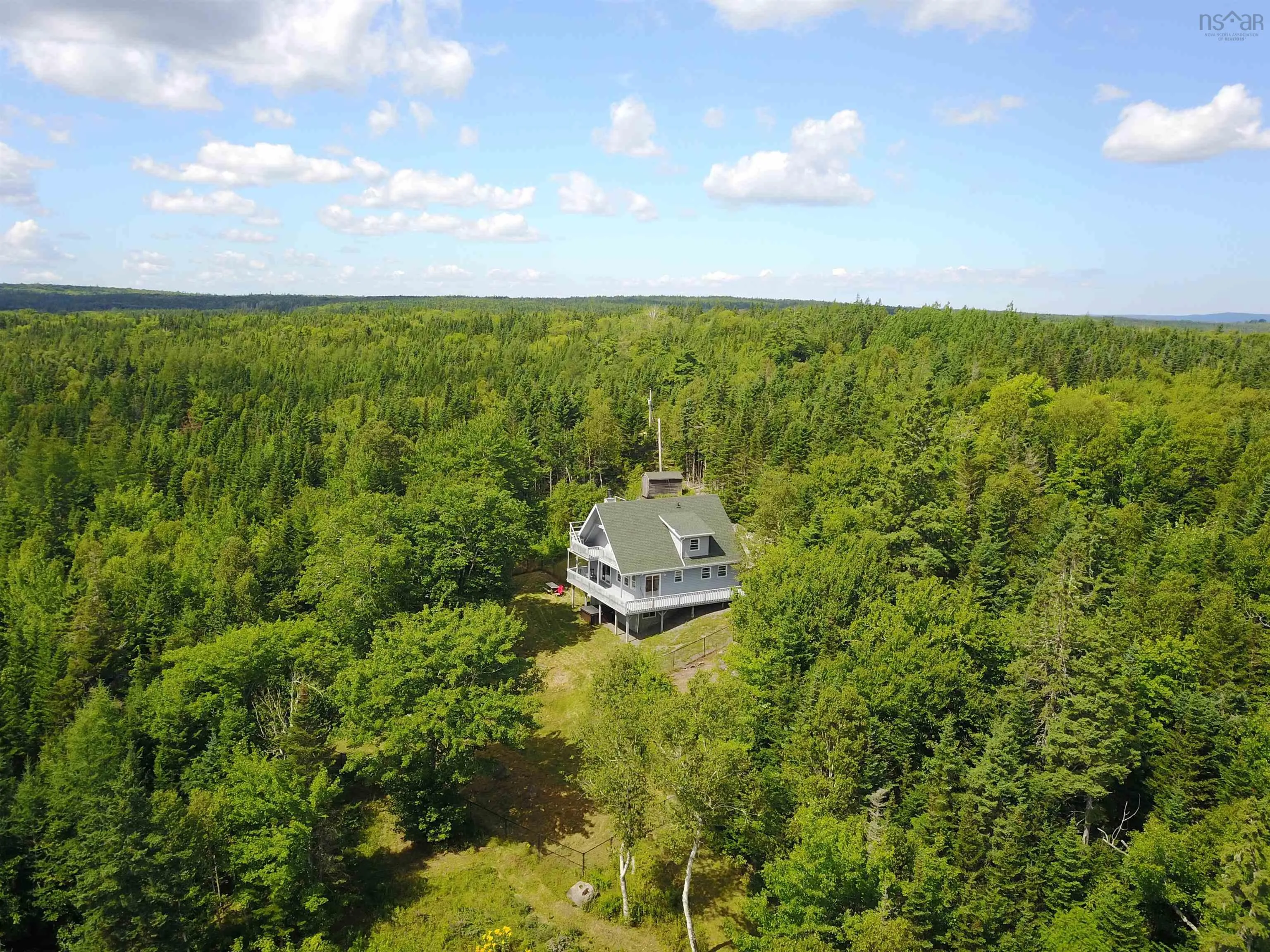 215 Helmuts Lane, Cleveland, NS B0E 1J0, 4 Bedrooms Bedrooms, ,3 BathroomsBathrooms,Residential,For Sale,Helmuts,202511602