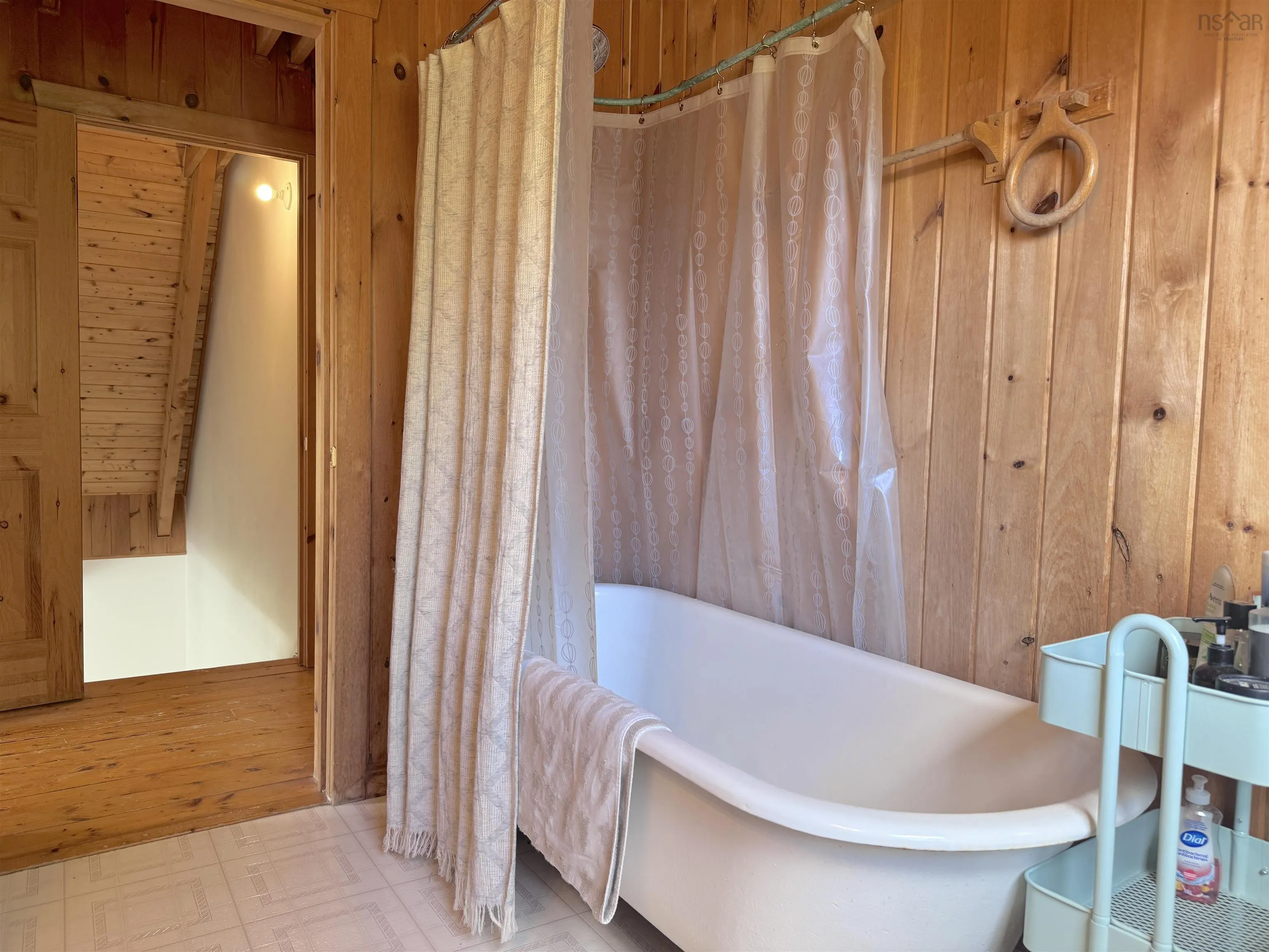 215 Helmuts Lane, Cleveland, NS B0E 1J0, 4 Bedrooms Bedrooms, ,3 BathroomsBathrooms,Residential,For Sale,Helmuts,202511602