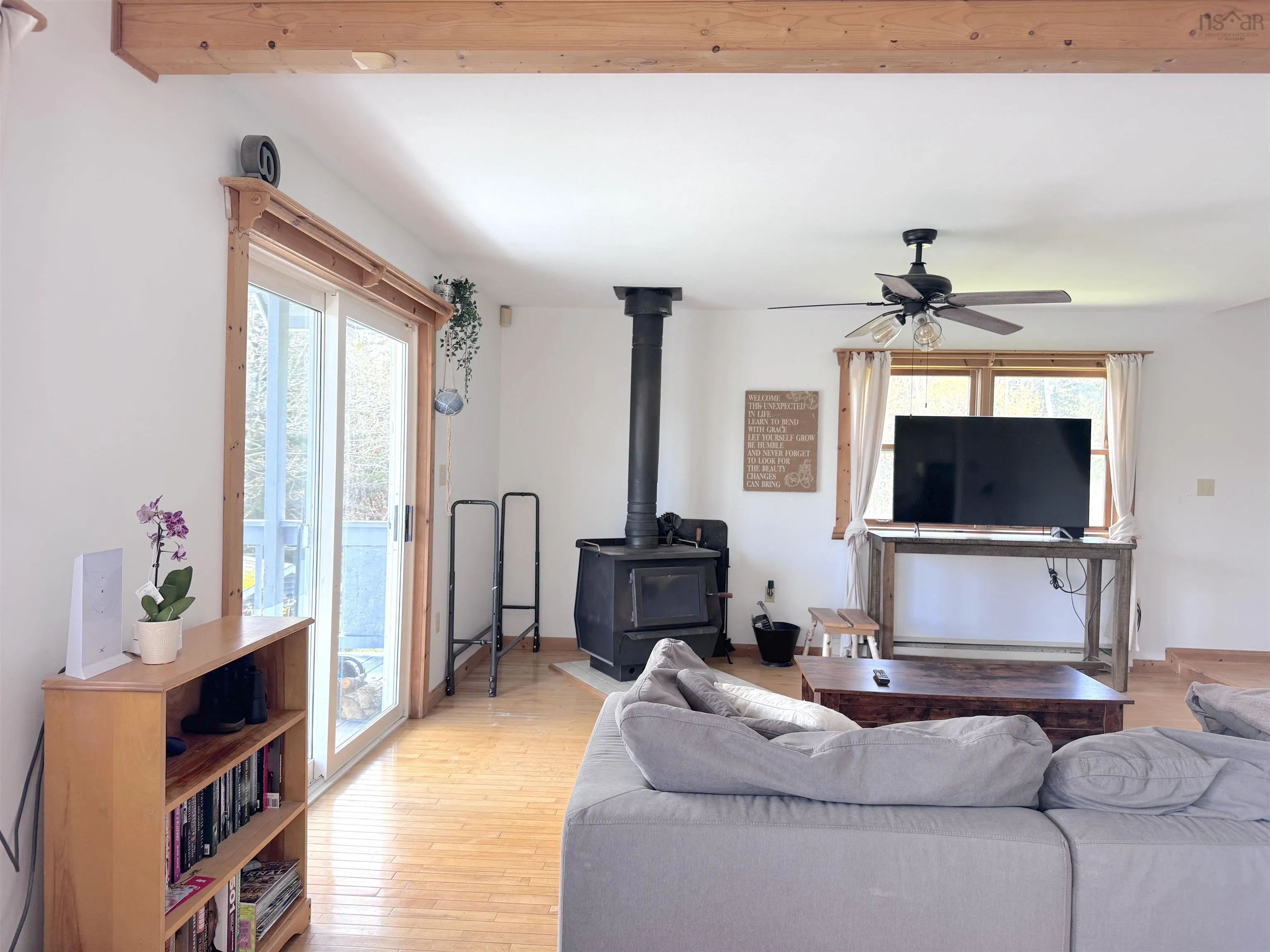 215 Helmuts Lane, Cleveland, NS B0E 1J0, 4 Bedrooms Bedrooms, ,3 BathroomsBathrooms,Residential,For Sale,Helmuts,202511602