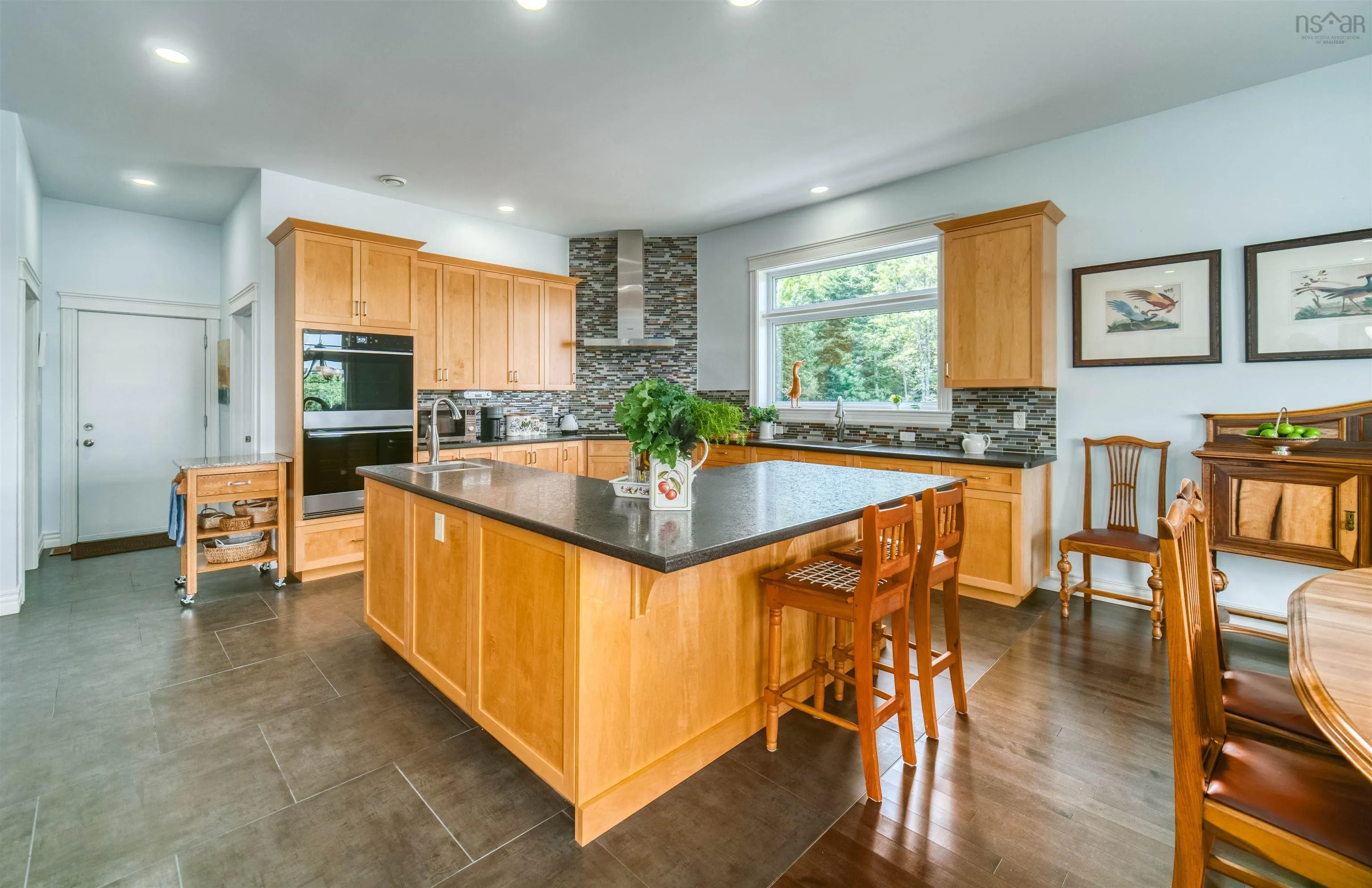 197 Somerset Road, Italy Cross Ns B4v 0m1, 3 Bedrooms Bedrooms, ,3 BathroomsBathrooms,Residential,For Sale,Somerset,202501615