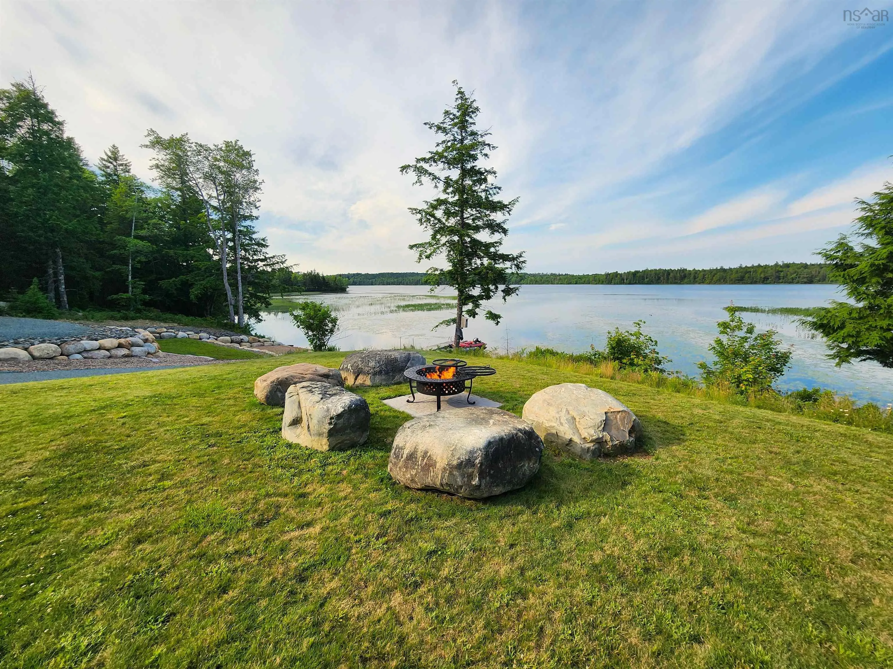 197 Somerset Road, Italy Cross Ns B4v 0m1, 3 Bedrooms Bedrooms, ,3 BathroomsBathrooms,Residential,For Sale,Somerset,202501615