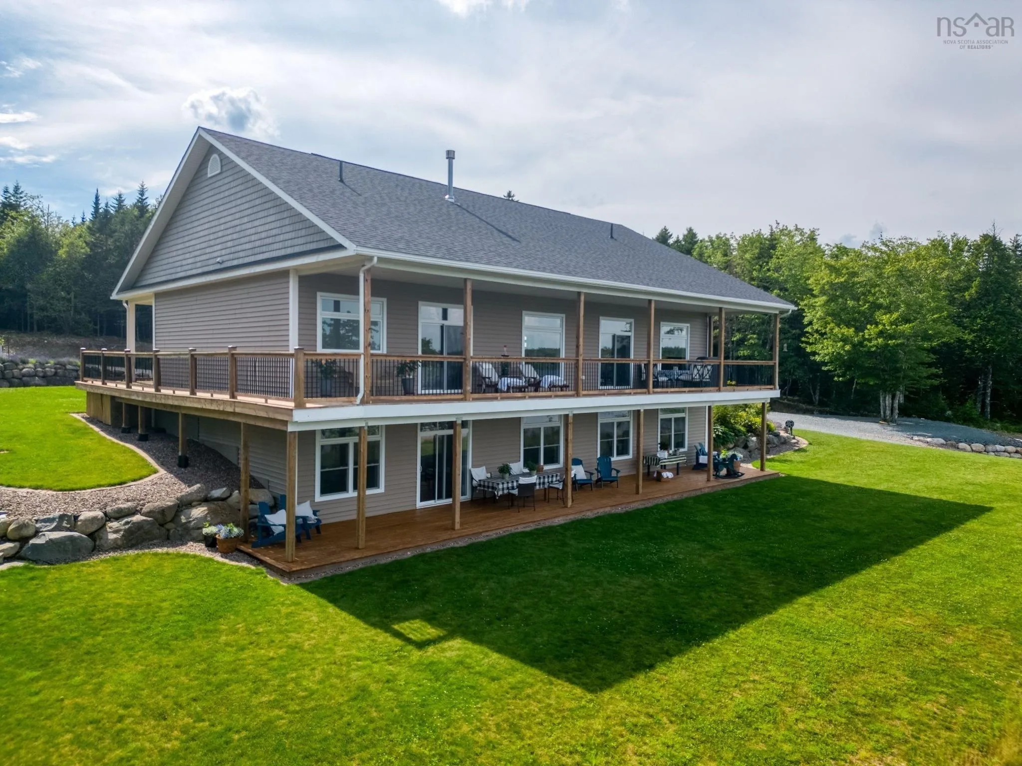 197 Somerset Road, Italy Cross Ns B4v 0m1, 3 Bedrooms Bedrooms, ,3 BathroomsBathrooms,Residential,For Sale,Somerset,202501615