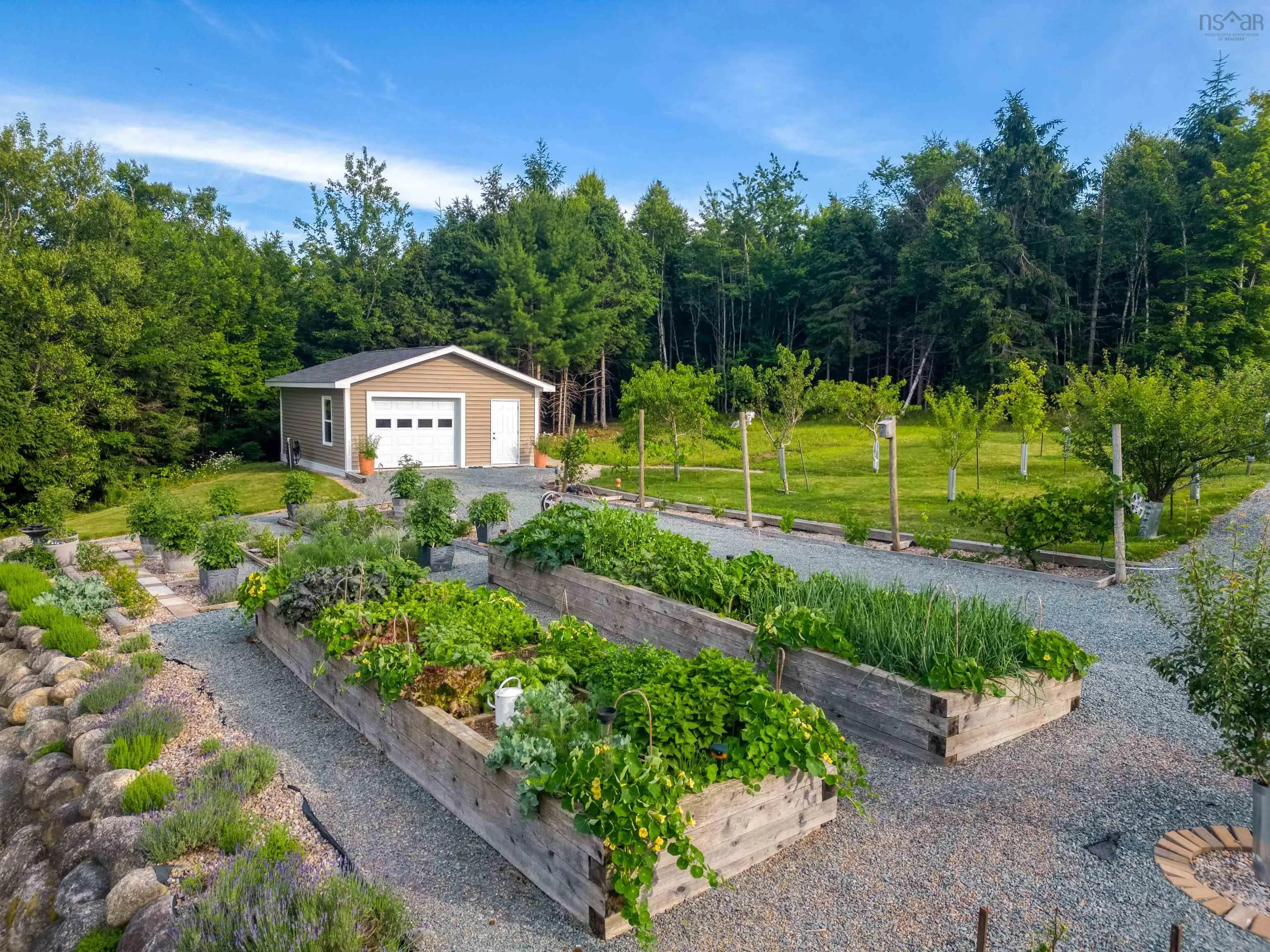 197 Somerset Road, Italy Cross Ns B4v 0m1, 3 Bedrooms Bedrooms, ,3 BathroomsBathrooms,Residential,For Sale,Somerset,202501615