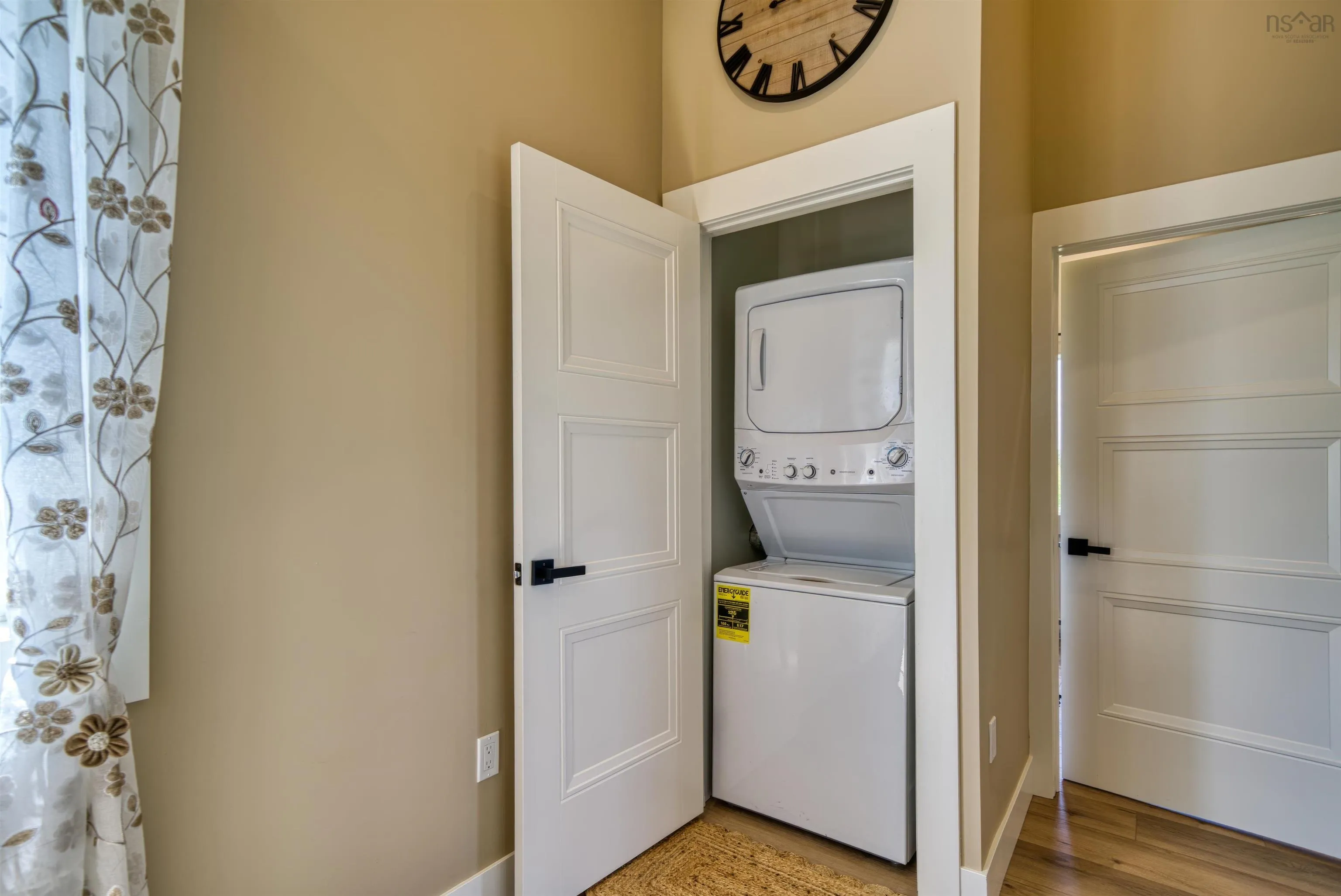 177 Corkums Island Road, Corkums Island, NS B0J 2C0, 3 Bedrooms Bedrooms, ,3 BathroomsBathrooms,Residential,For Sale,Corkums Island,202519720