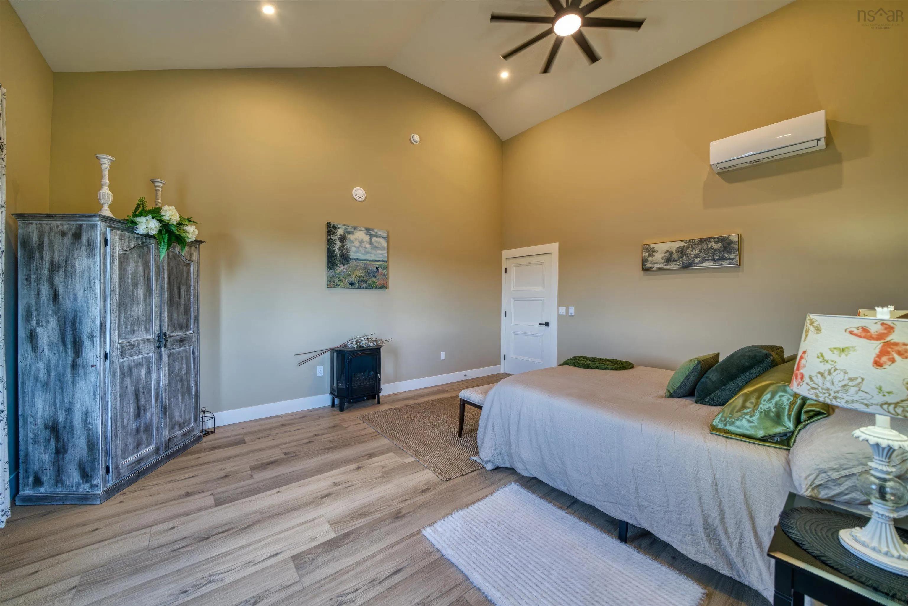 177 Corkums Island Road, Corkums Island, NS B0J 2C0, 3 Bedrooms Bedrooms, ,3 BathroomsBathrooms,Residential,For Sale,Corkums Island,202519720