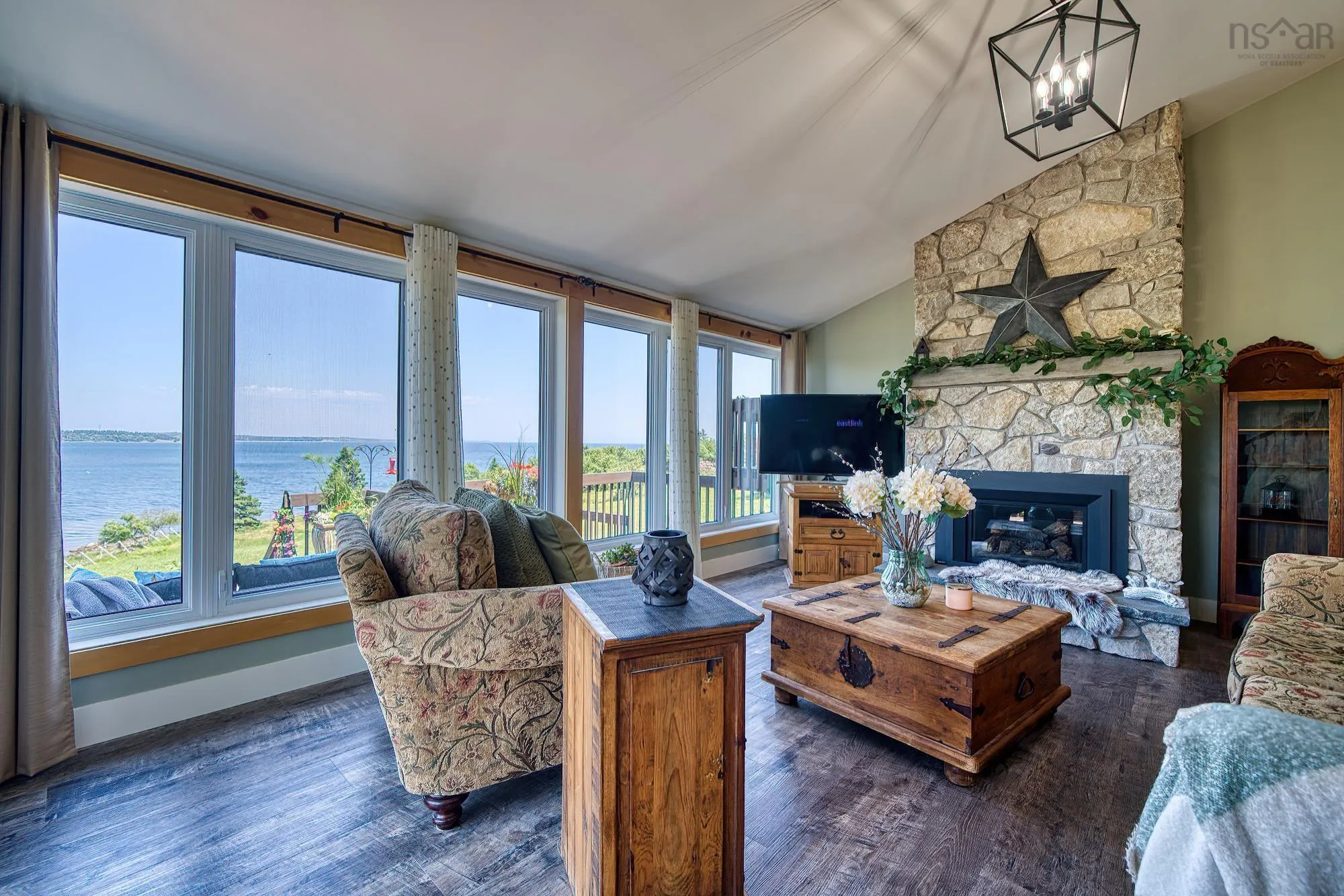 177 Corkums Island Road, Corkums Island, NS B0J 2C0, 3 Bedrooms Bedrooms, ,3 BathroomsBathrooms,Residential,For Sale,Corkums Island,202519720