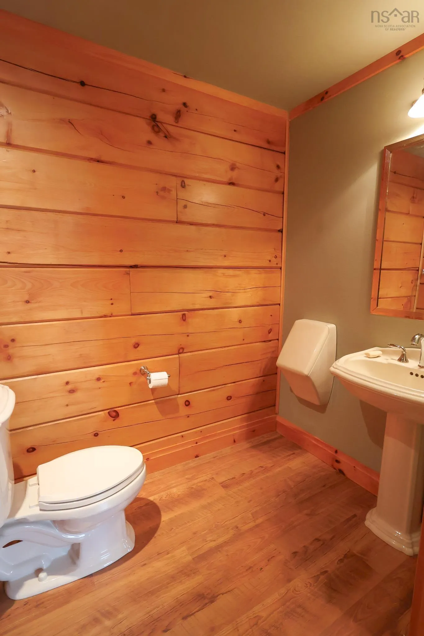 1591 Newburne Road, Newburne, NS B0R 1A0, 4 Bedrooms Bedrooms, ,4 BathroomsBathrooms,Residential,For Sale,Newburne,202513240