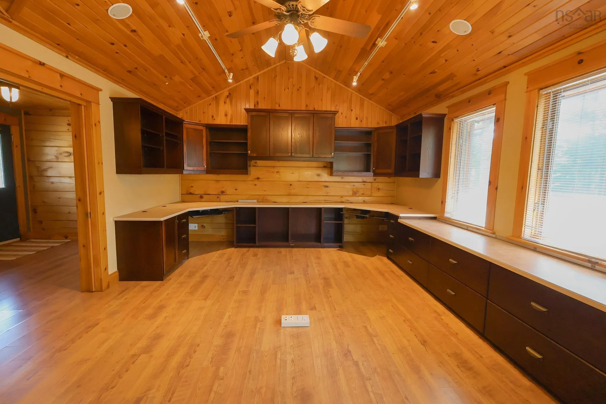 1591 Newburne Road, Newburne, NS B0R 1A0, 4 Bedrooms Bedrooms, ,4 BathroomsBathrooms,Residential,For Sale,Newburne,202513240