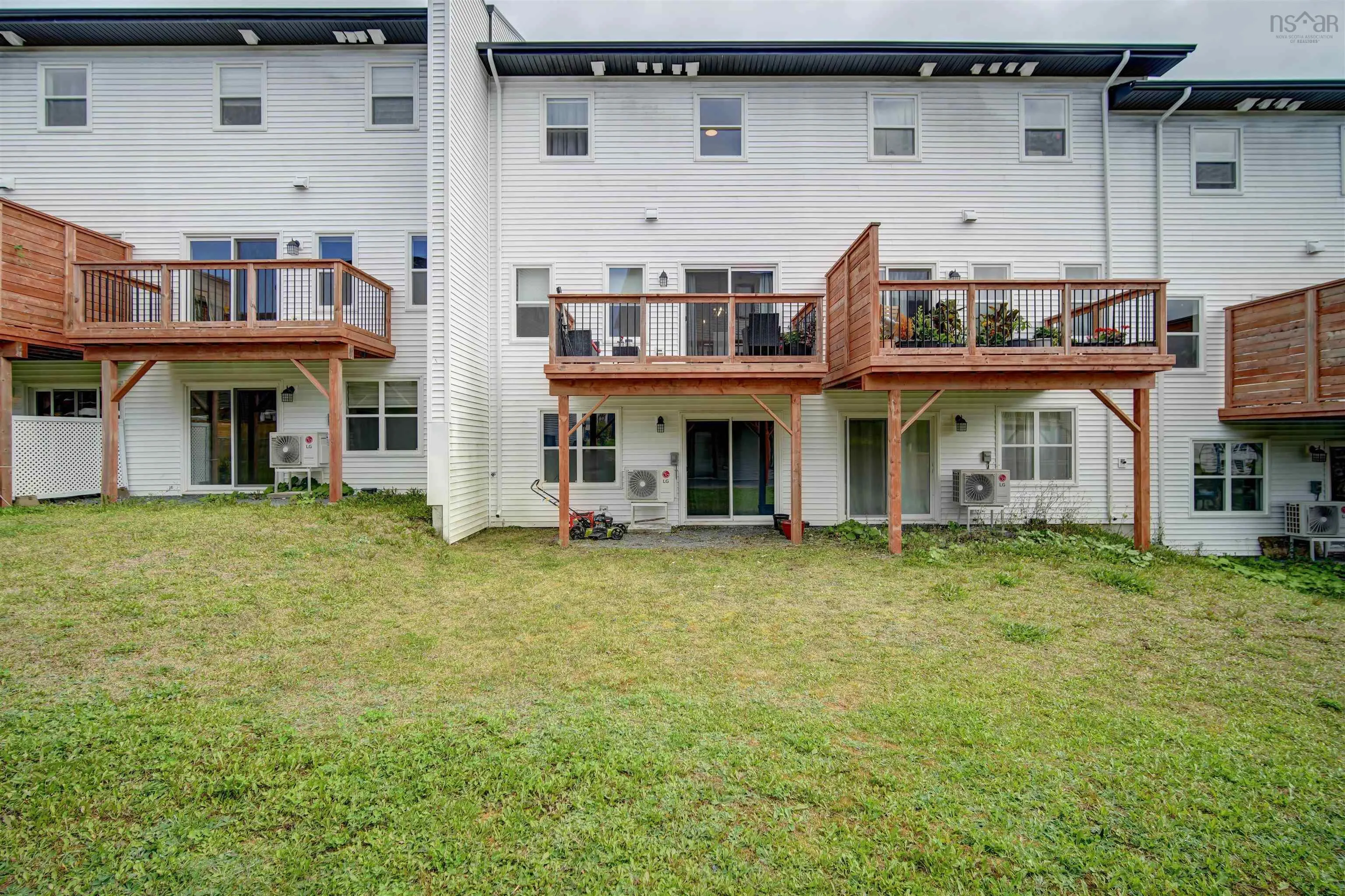 597 Cowie Hill Road, Halifax, NS B3N 0E1, 3 Bedrooms Bedrooms, ,4 BathroomsBathrooms,Residential,For Sale,Cowie Hill,202524424