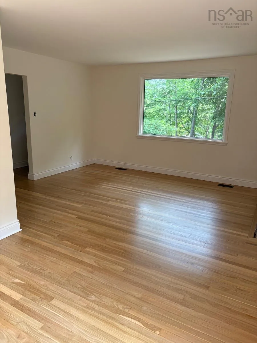 9 Dowell Drive, Halifax, NS B3M 2M2, 3 Bedrooms Bedrooms, ,2 BathroomsBathrooms,Residential,For Sale,Dowell,202520972