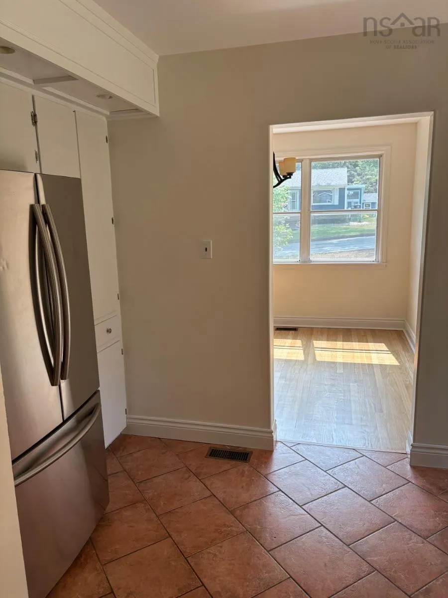 9 Dowell Drive, Halifax, NS B3M 2M2, 3 Bedrooms Bedrooms, ,2 BathroomsBathrooms,Residential,For Sale,Dowell,202520972