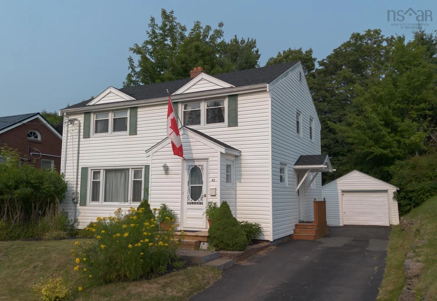 41 Archibald Street, Truro, NS B2N 4R5, 4 Bedrooms Bedrooms, ,2 BathroomsBathrooms,Residential,For Sale,Archibald,202520032