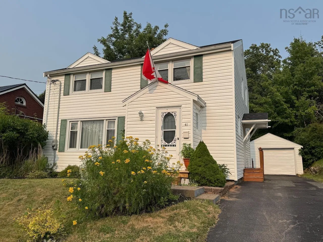 41 Archibald Street, Truro, NS B2N 4R5, 4 Bedrooms Bedrooms, ,2 BathroomsBathrooms,Residential,For Sale,Archibald,202520032
