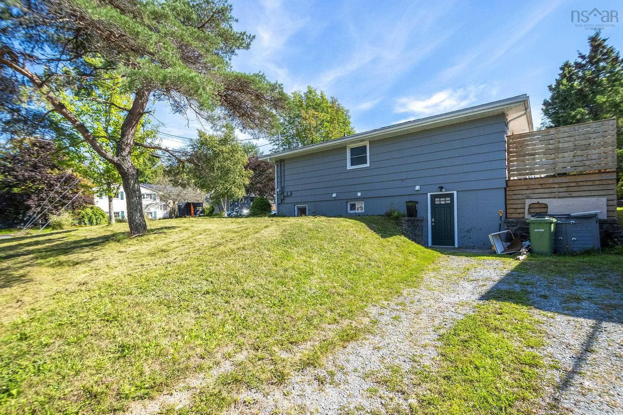 1 Grandview Drive, Dartmouth, NS B2W 1X4, 6 Bedrooms Bedrooms, ,4 BathroomsBathrooms,Residential,For Sale,Grandview,202523786