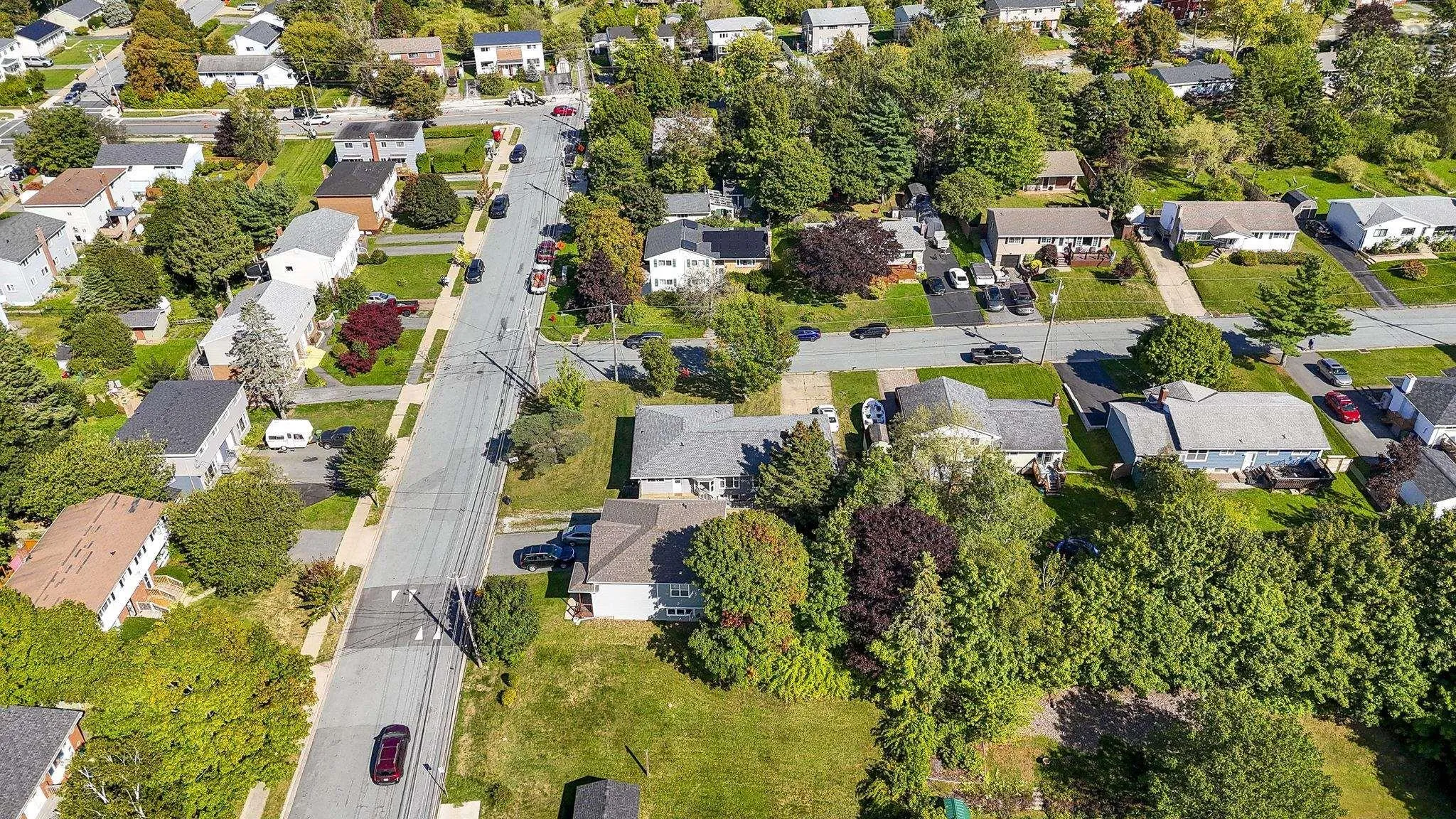 1 Grandview Drive, Dartmouth, NS B2W 1X4, 6 Bedrooms Bedrooms, ,4 BathroomsBathrooms,Residential,For Sale,Grandview,202523786