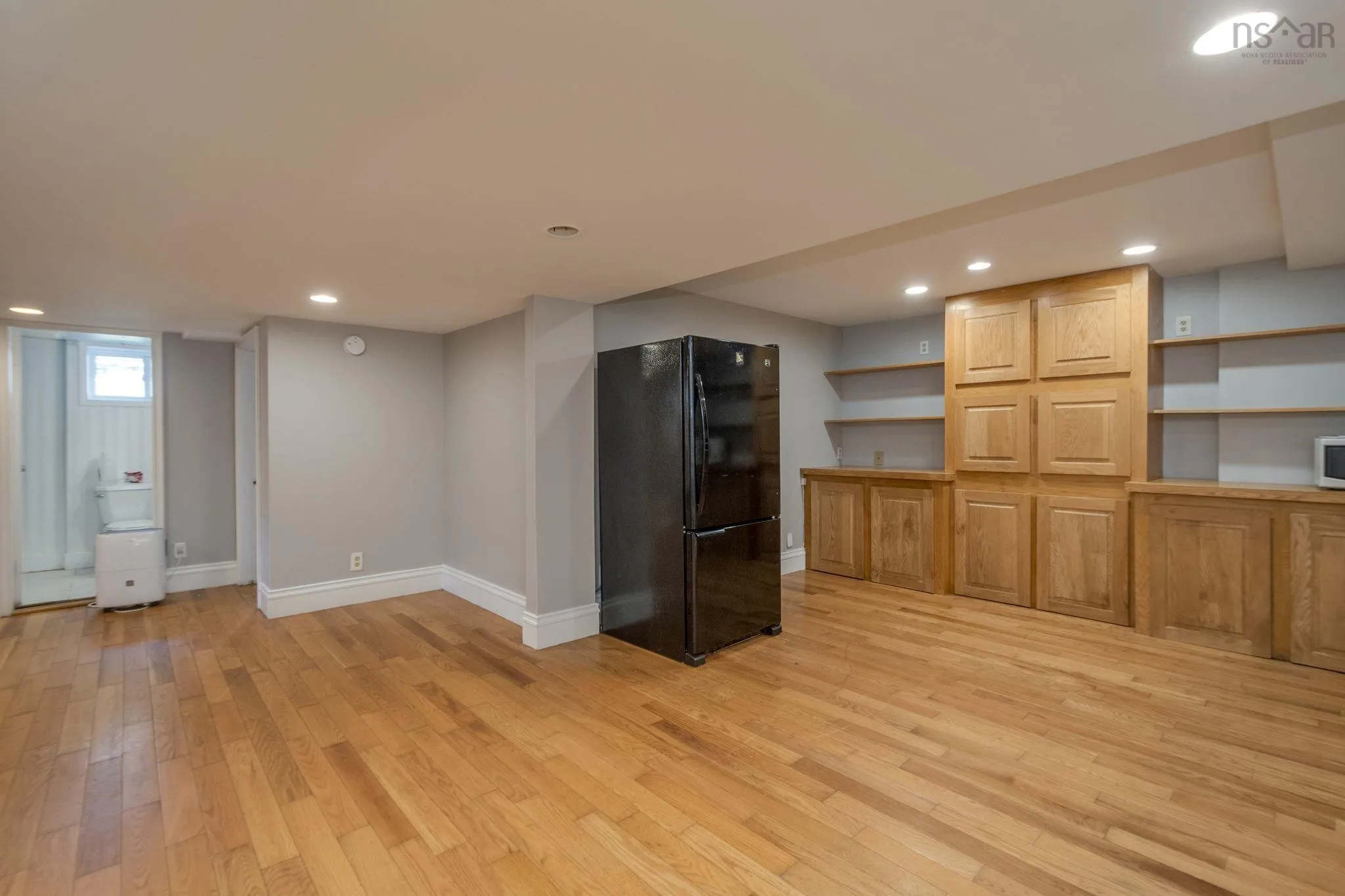1 Grandview Drive, Dartmouth, NS B2W 1X4, 6 Bedrooms Bedrooms, ,4 BathroomsBathrooms,Residential,For Sale,Grandview,202523786