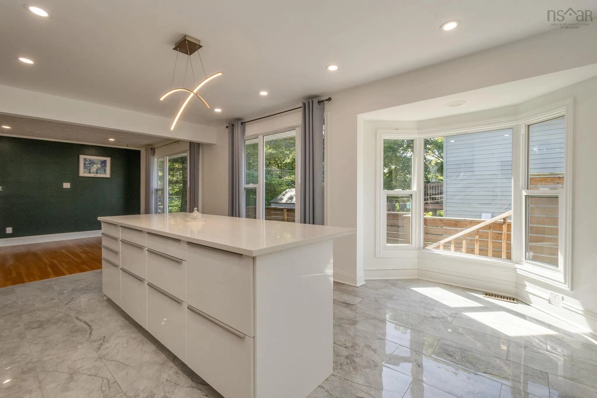 1 Grandview Drive, Dartmouth, NS B2W 1X4, 6 Bedrooms Bedrooms, ,4 BathroomsBathrooms,Residential,For Sale,Grandview,202523786