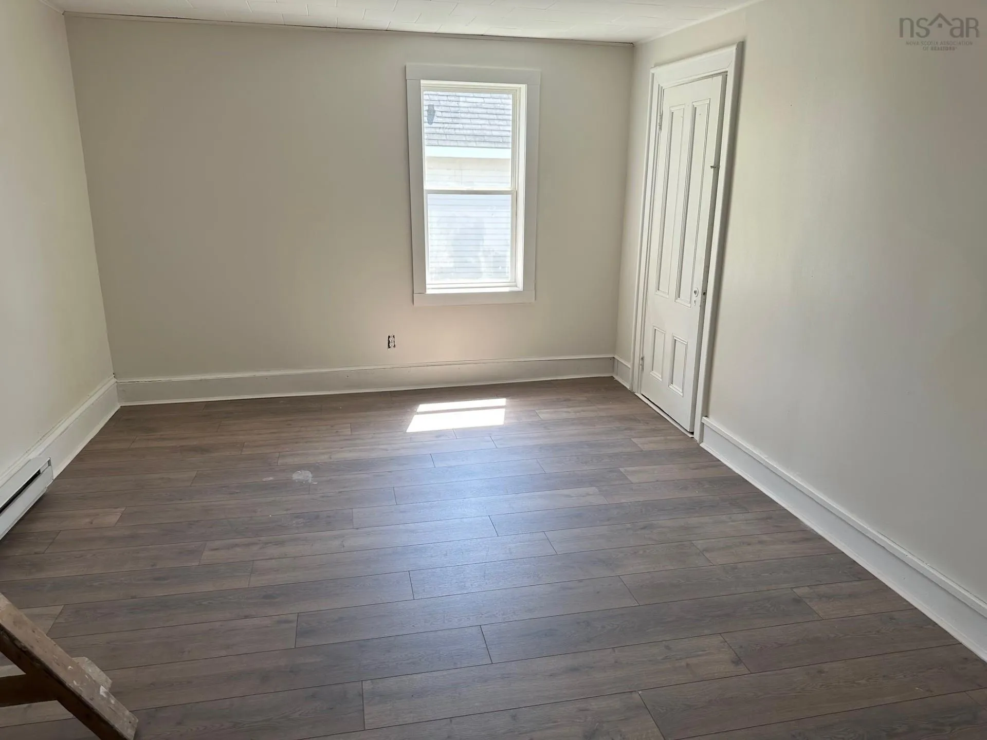 477-479 Main Street, Yarmouth, NS B5A 1H2, 5 Bedrooms Bedrooms, ,Residential Income,For Sale,Main,202520527