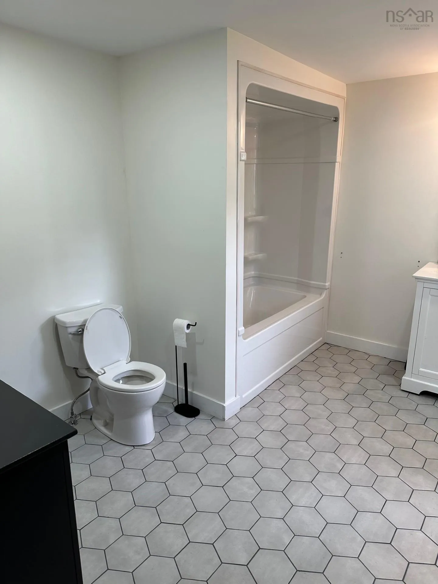 477-479 Main Street, Yarmouth, NS B5A 1H2, 5 Bedrooms Bedrooms, ,Residential Income,For Sale,Main,202520527