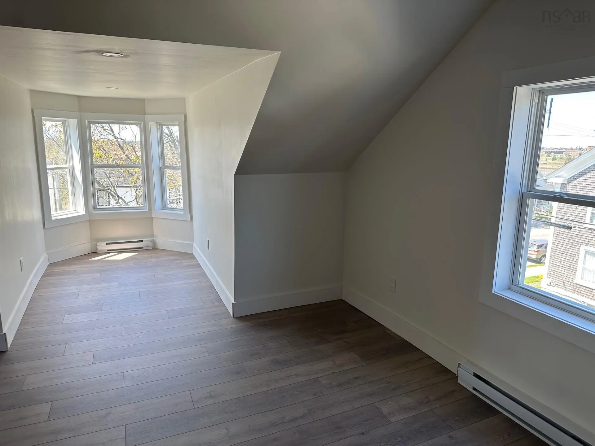 477-479 Main Street, Yarmouth, NS B5A 1H2, 5 Bedrooms Bedrooms, ,Residential Income,For Sale,Main,202520527