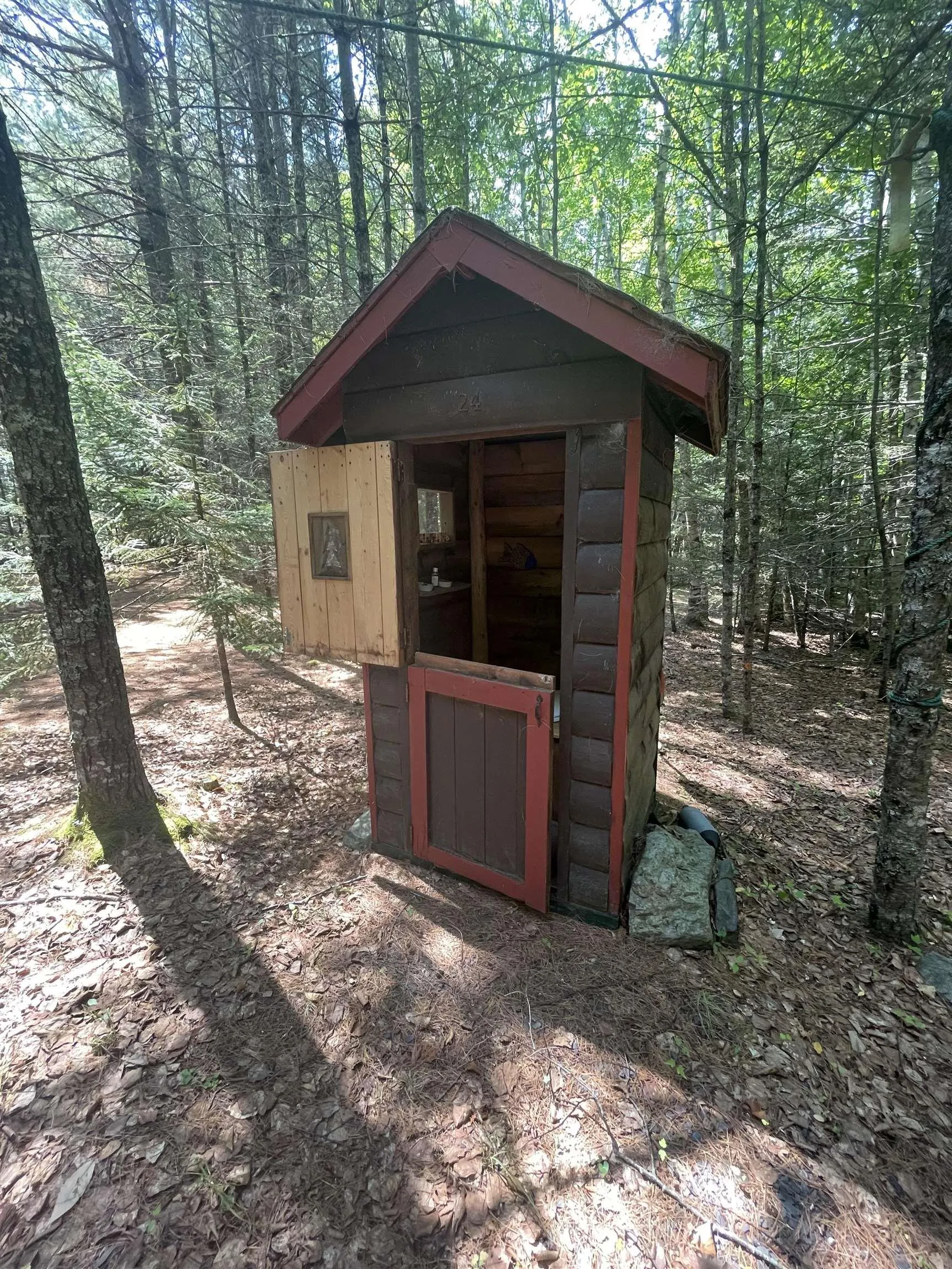 569 Peters Point Road, South Brookfield, NS B0T 1X0, 2 Bedrooms Bedrooms, ,1 BathroomBathrooms,Residential,For Sale,Peters Point,202519342