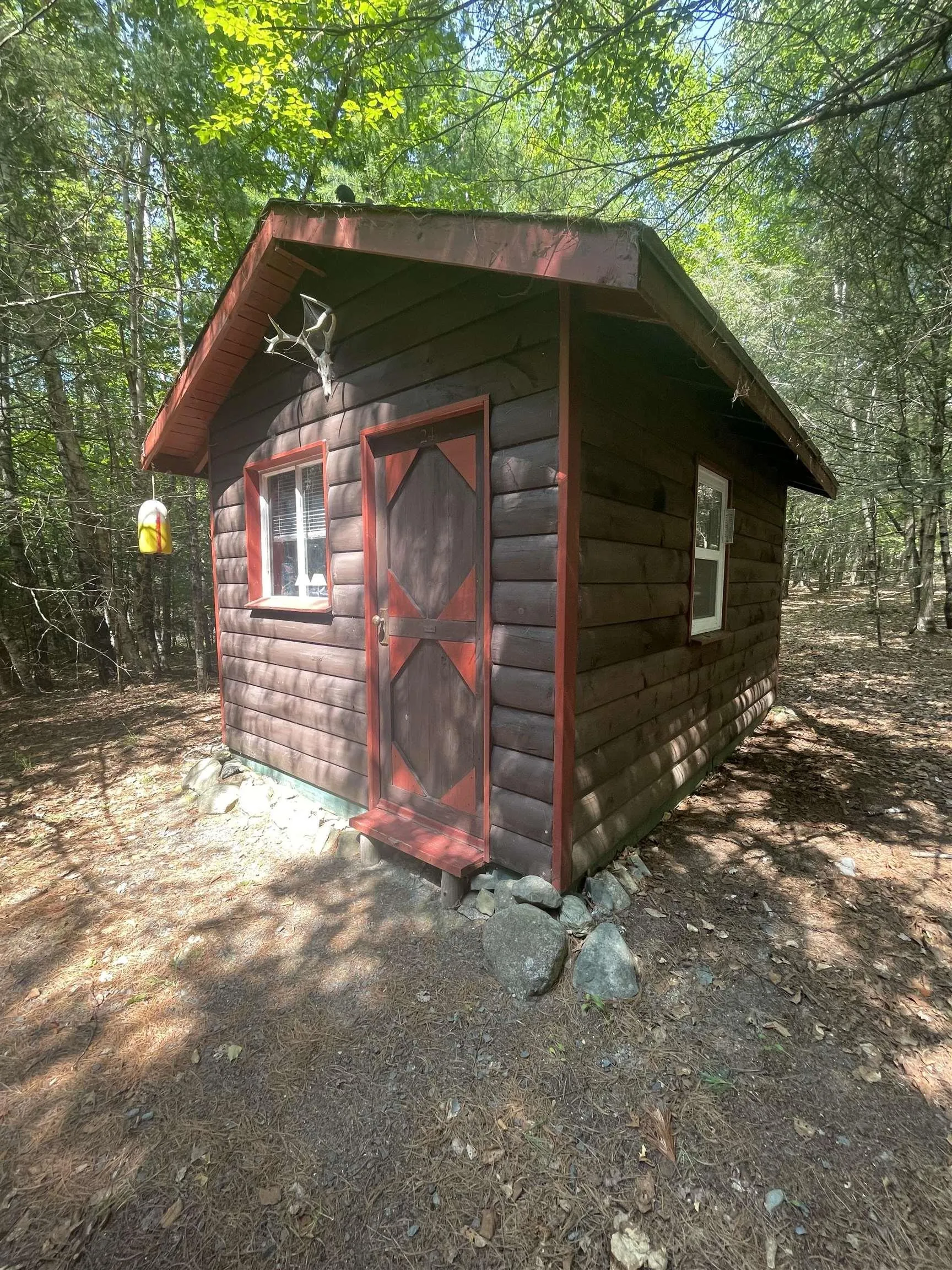 569 Peters Point Road, South Brookfield, NS B0T 1X0, 2 Bedrooms Bedrooms, ,1 BathroomBathrooms,Residential,For Sale,Peters Point,202519342