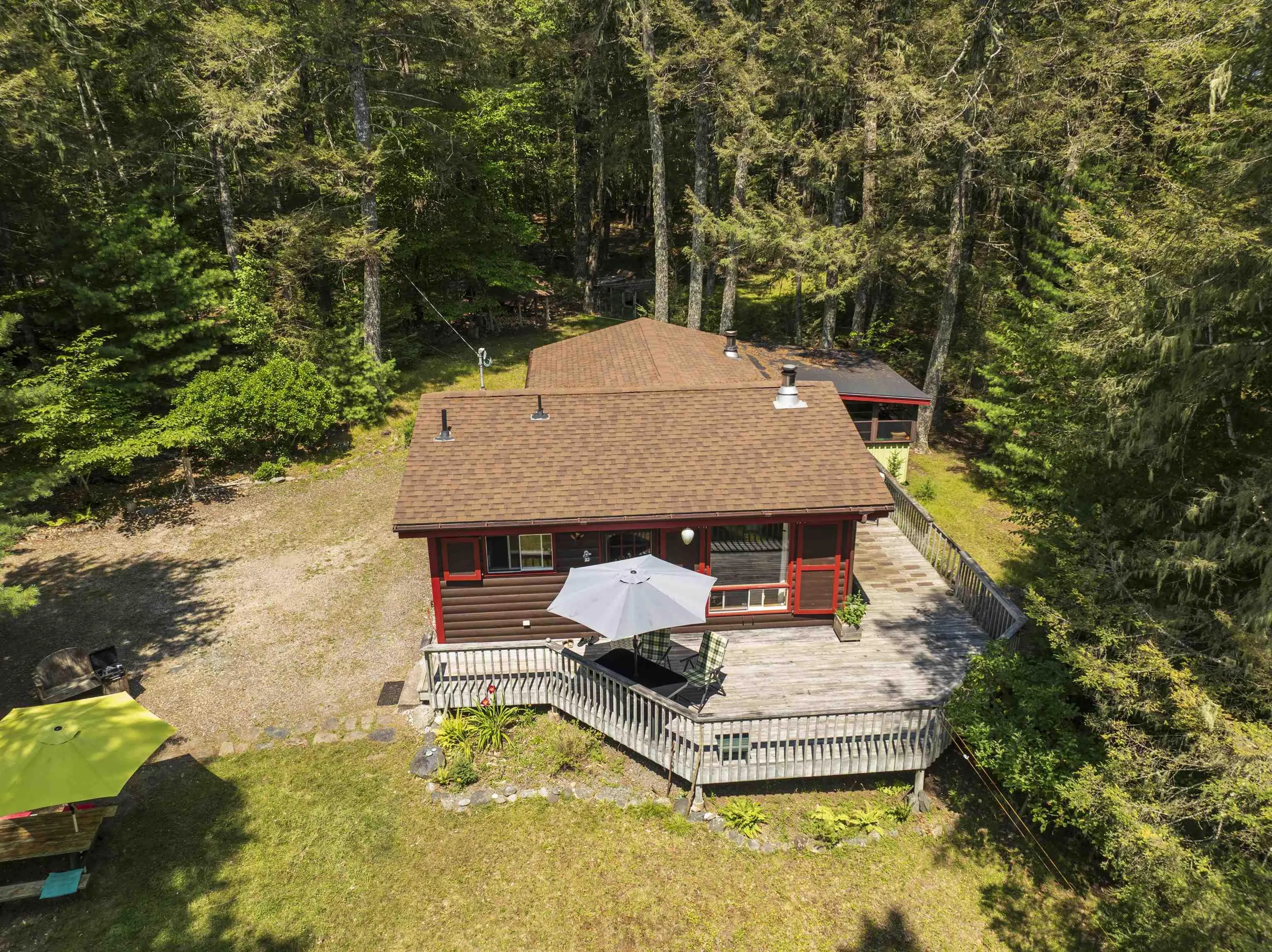 569 Peters Point Road, South Brookfield, NS B0T 1X0, 2 Bedrooms Bedrooms, ,1 BathroomBathrooms,Residential,For Sale,Peters Point,202519342