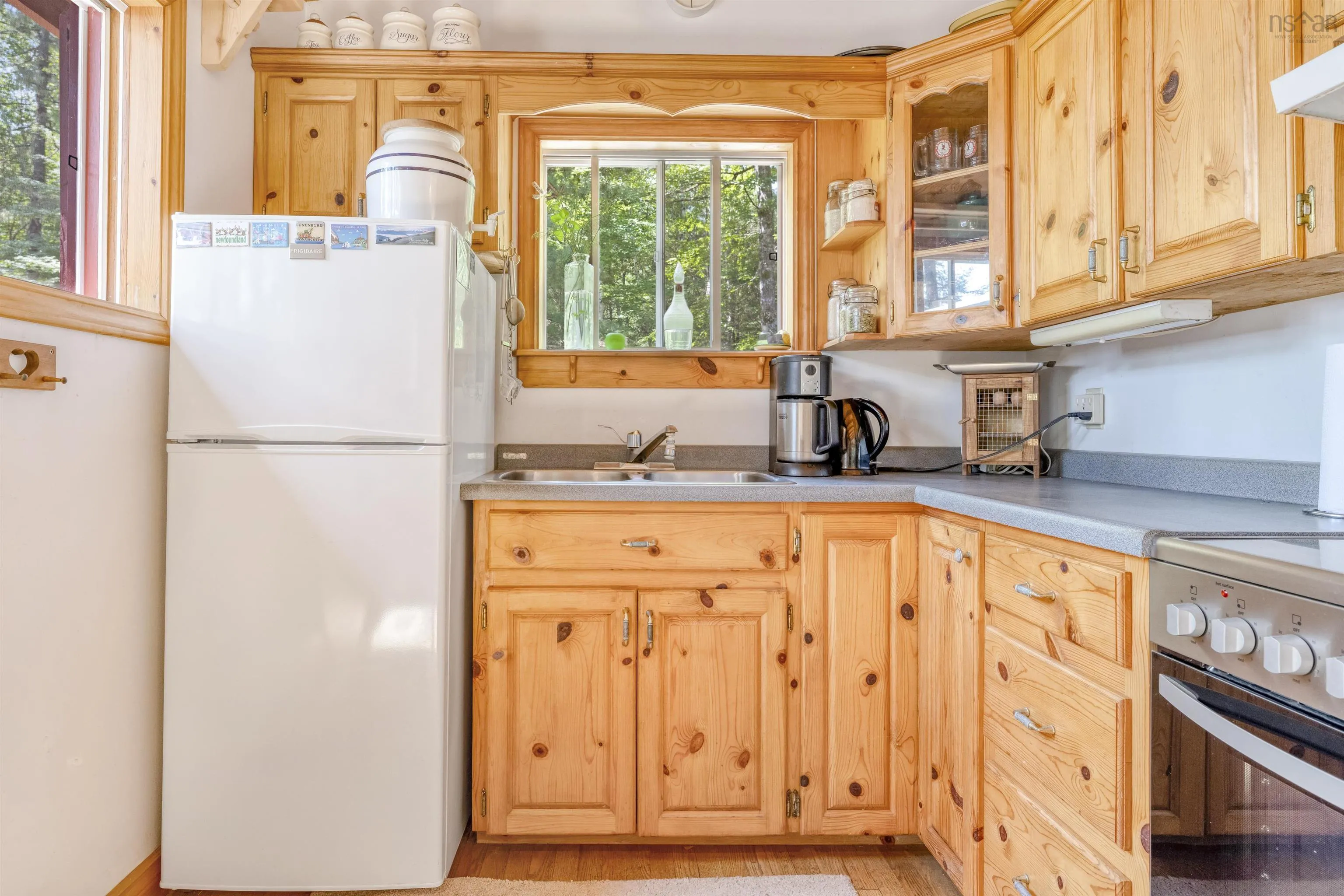 569 Peters Point Road, South Brookfield, NS B0T 1X0, 2 Bedrooms Bedrooms, ,1 BathroomBathrooms,Residential,For Sale,Peters Point,202519342