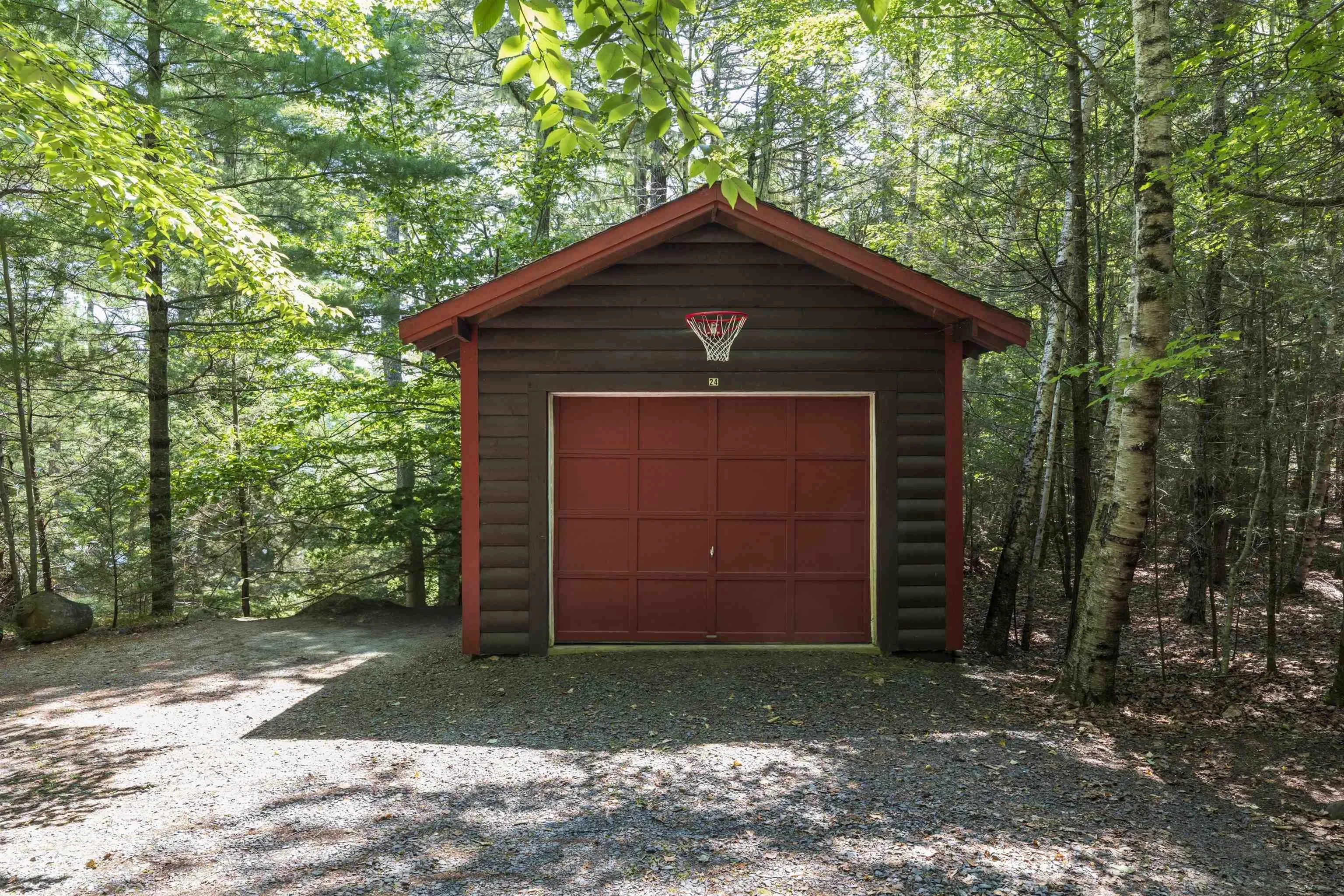 569 Peters Point Road, South Brookfield, NS B0T 1X0, 2 Bedrooms Bedrooms, ,1 BathroomBathrooms,Residential,For Sale,Peters Point,202519342