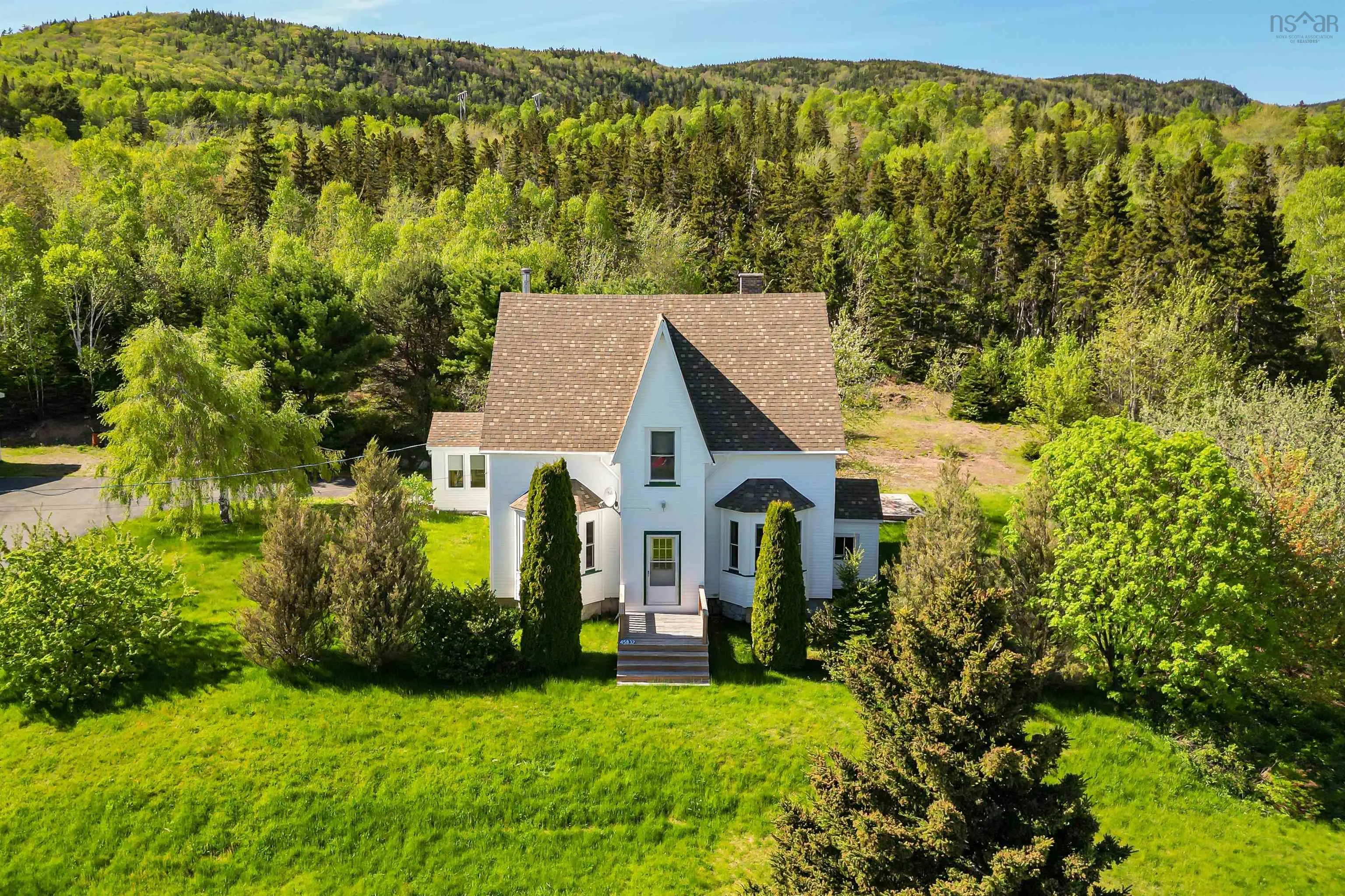 45832 Cabot Trail, Indian Brook Ns B0c 1h0, 6 Bedrooms Bedrooms, ,3 BathroomsBathrooms,Residential,For Sale,Cabot,202509783