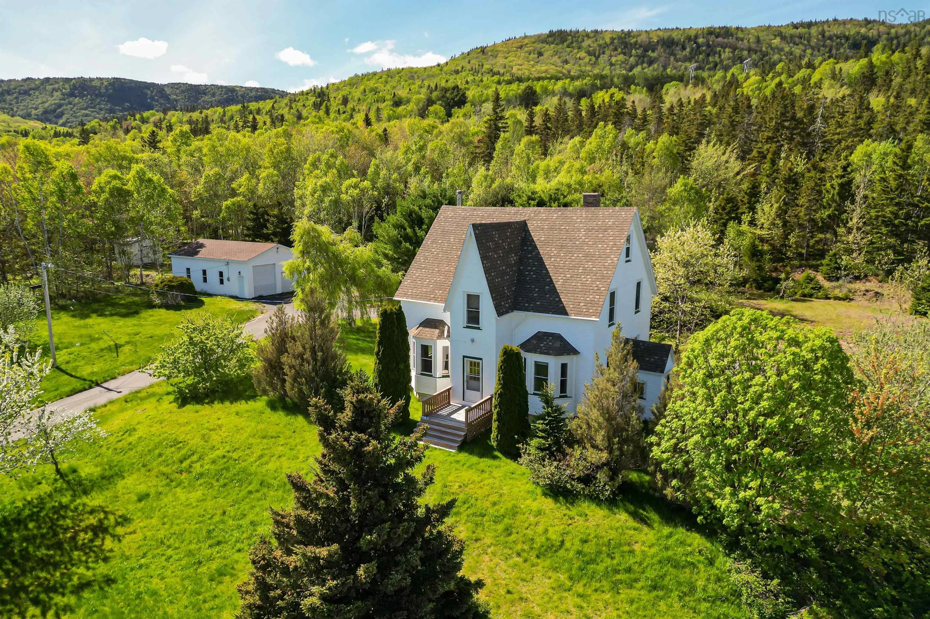 45832 Cabot Trail, Indian Brook Ns B0c 1h0, 6 Bedrooms Bedrooms, ,3 BathroomsBathrooms,Residential,For Sale,Cabot,202509783