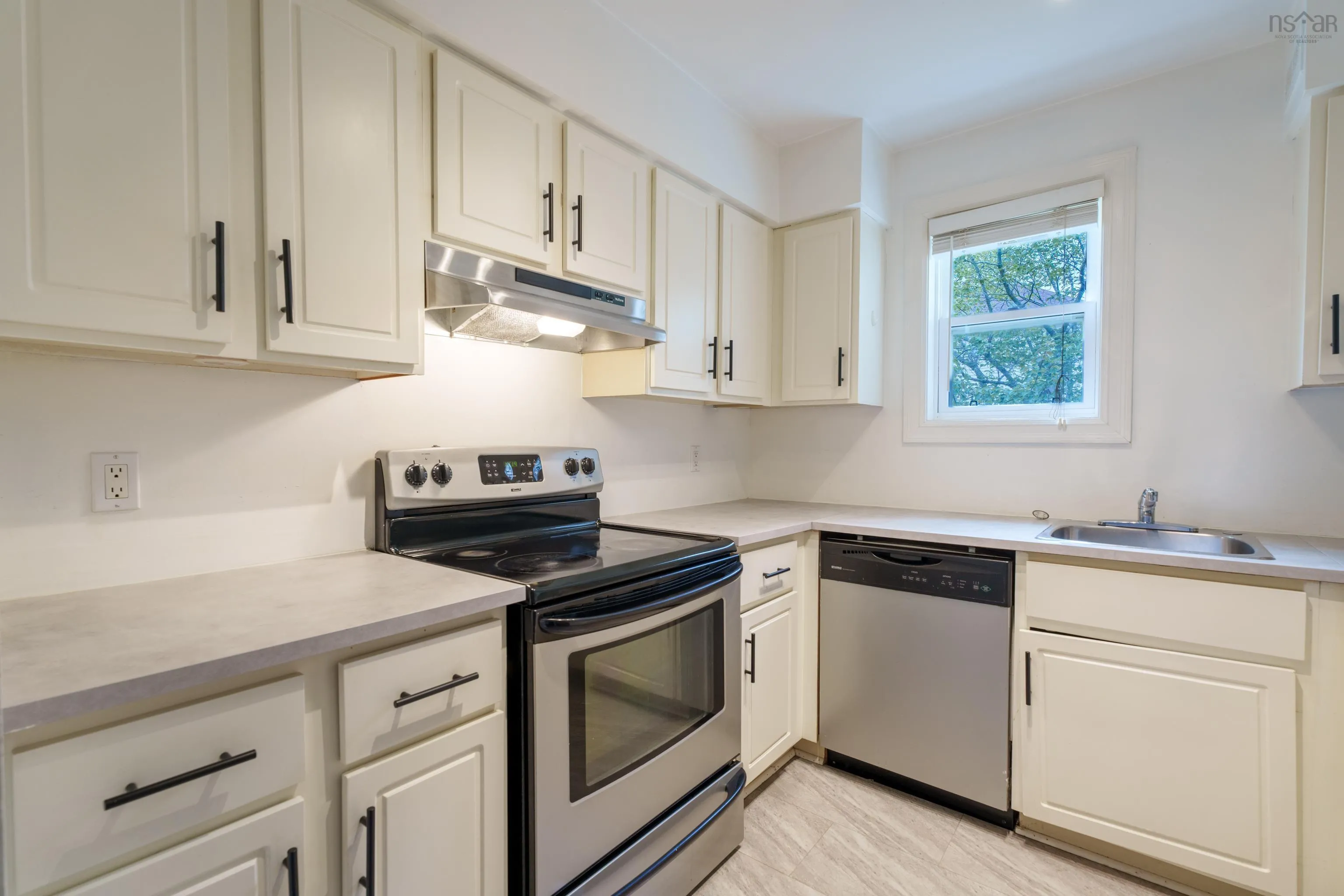 204-182 Farnham Gate Road, Halifax, NS B3M 4C4, 2 Bedrooms Bedrooms, ,1 BathroomBathrooms,Residential,For Sale,Farnham Gate,202523917