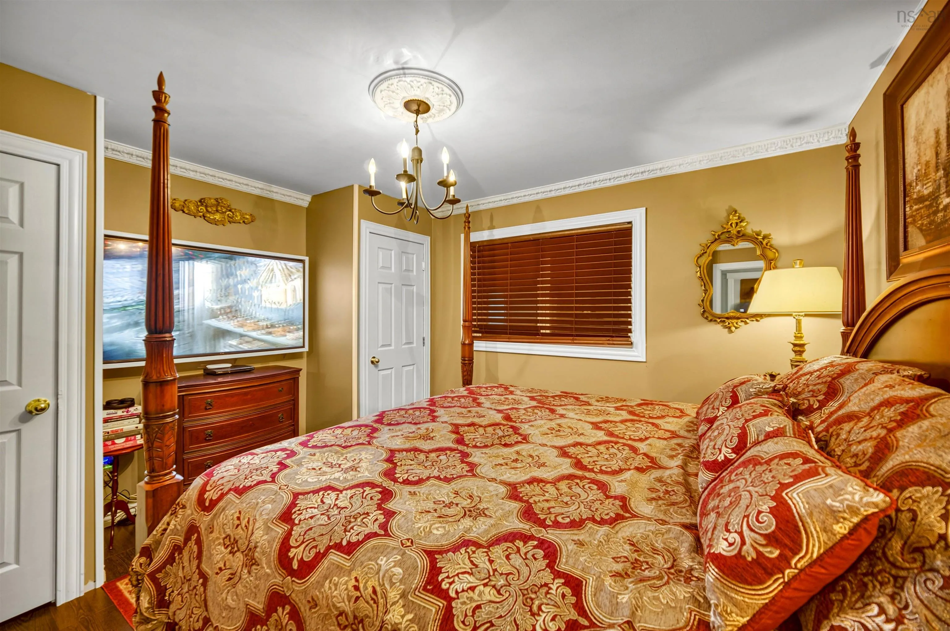 47 Kingston Crescent, Dartmouth, NS B3A 2L9, 4 Bedrooms Bedrooms, ,3 BathroomsBathrooms,Residential,For Sale,Kingston,202525577