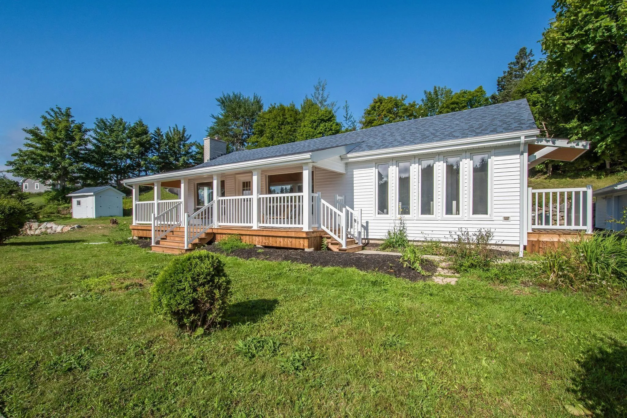 146 Redmonds Road, Seabright Ns B3z 3c4, 2 Bedrooms Bedrooms, ,1 BathroomBathrooms,Residential,For Sale,Redmonds,202420635