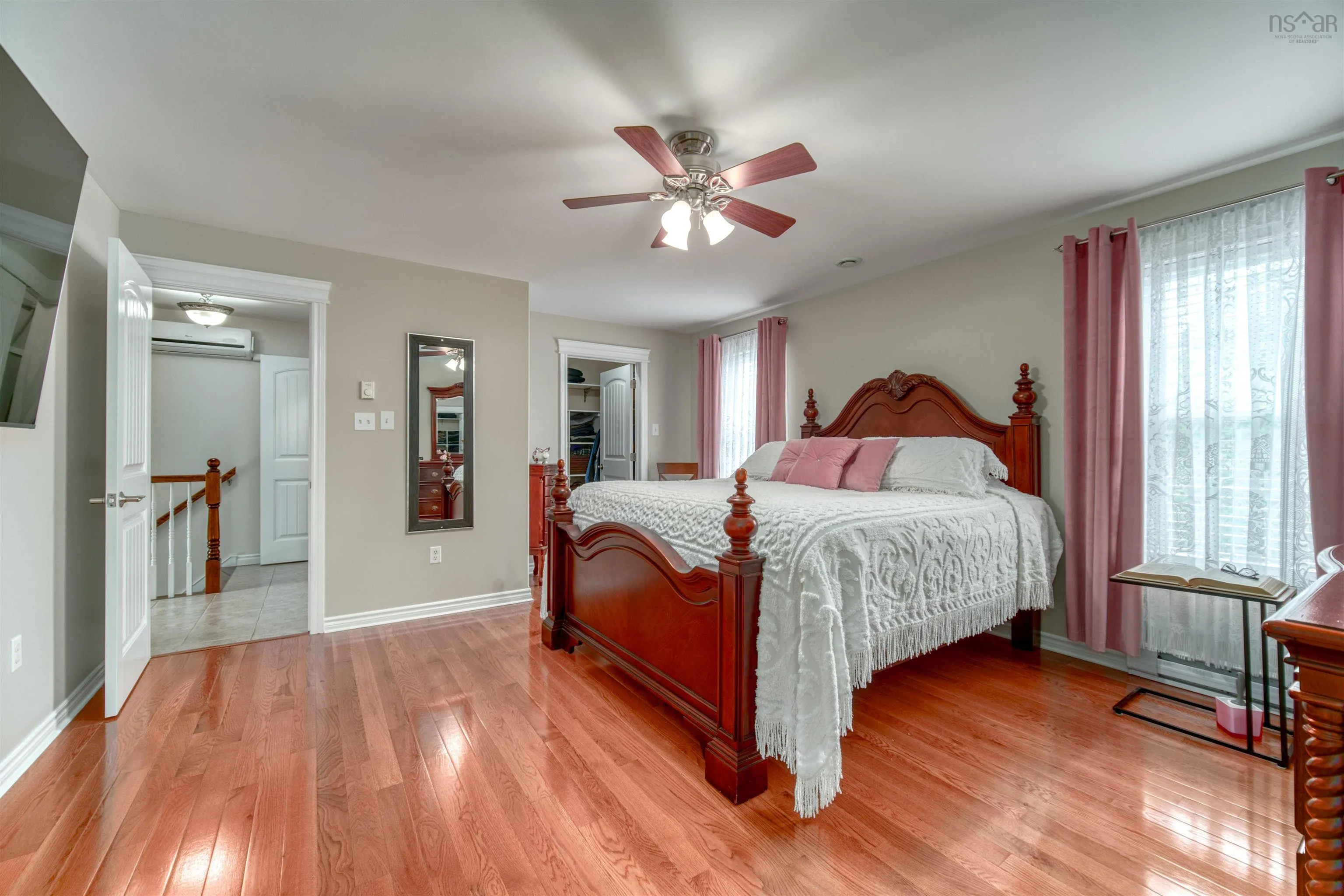 2989 And 2091 Lovett Road, Coldbrook, NS B0P 1J0, 4 Bedrooms Bedrooms, ,3 BathroomsBathrooms,Residential,For Sale,Lovett Road,202516446