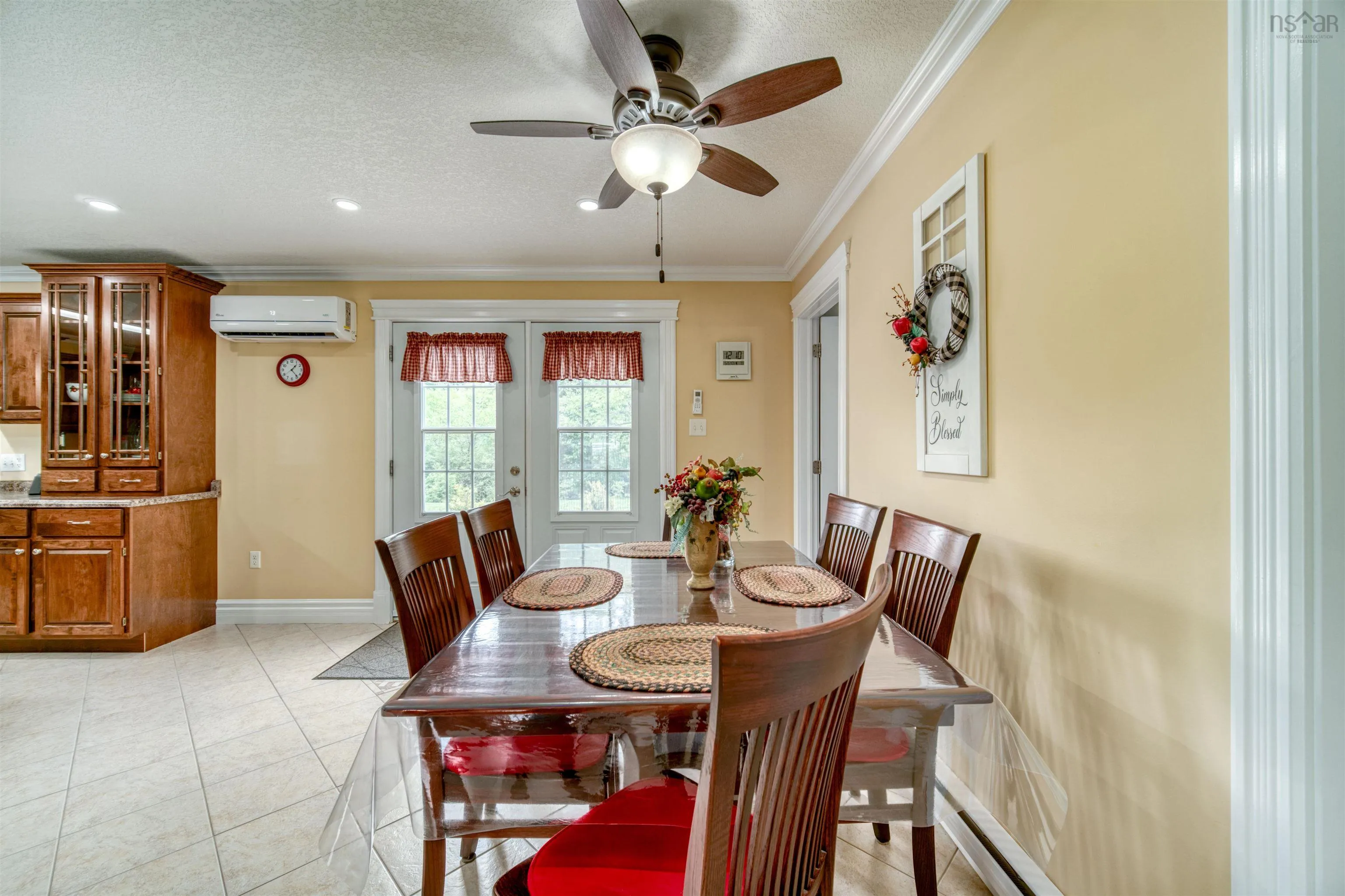 2989 And 2091 Lovett Road, Coldbrook, NS B0P 1J0, 4 Bedrooms Bedrooms, ,3 BathroomsBathrooms,Residential,For Sale,Lovett Road,202516446