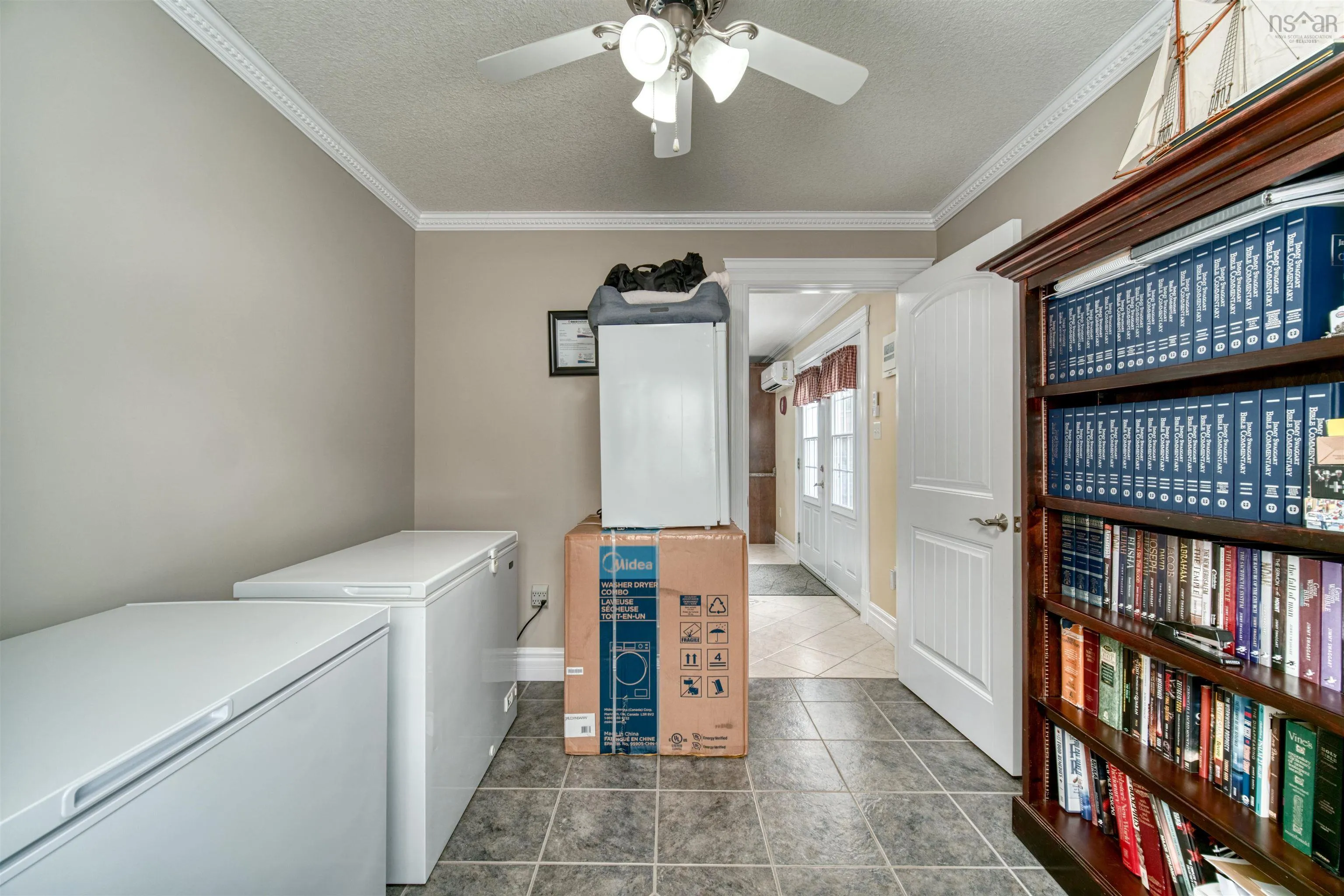 2989 And 2091 Lovett Road, Coldbrook, NS B0P 1J0, 4 Bedrooms Bedrooms, ,3 BathroomsBathrooms,Residential,For Sale,Lovett Road,202516446
