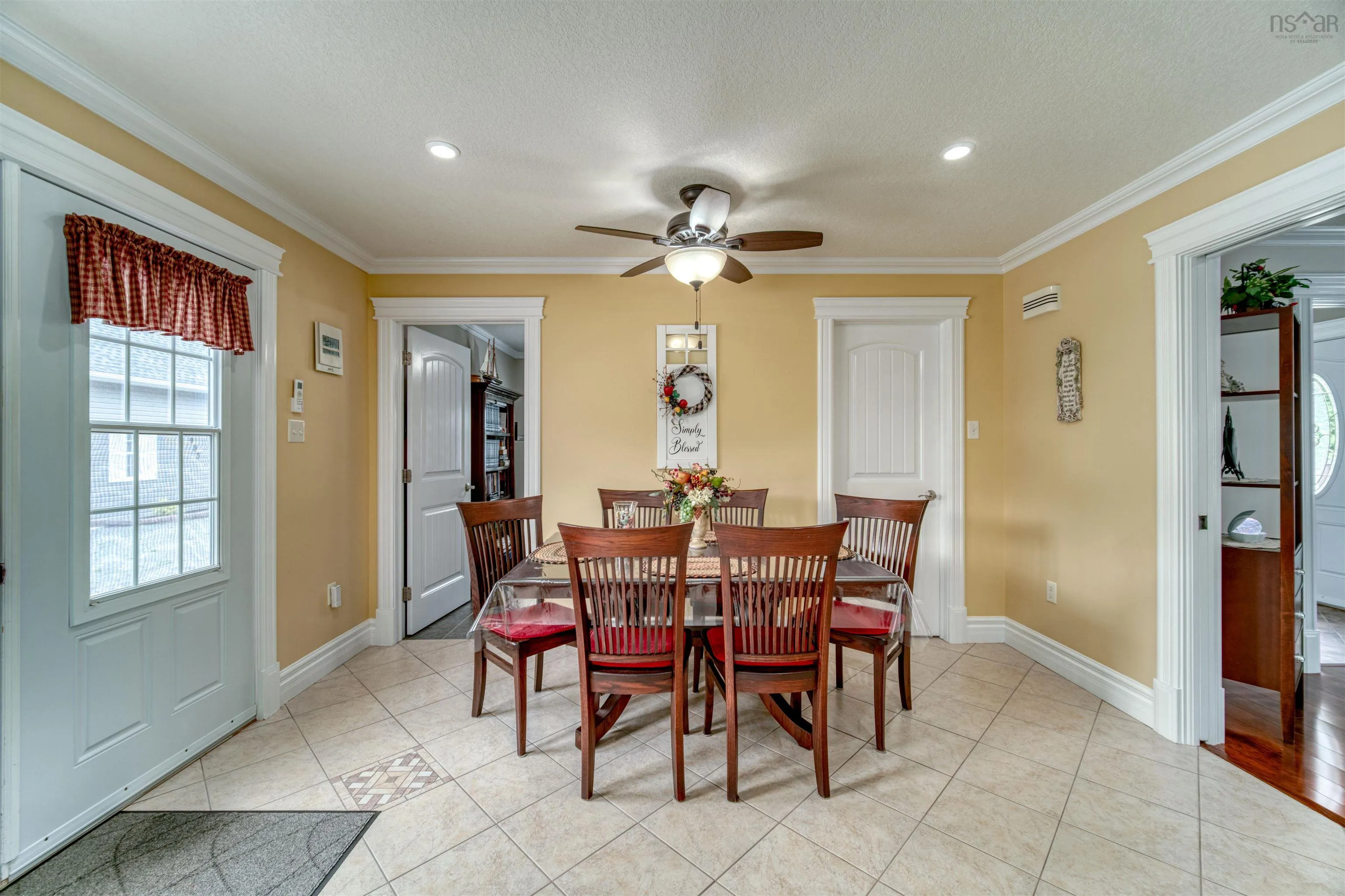 2989 And 2091 Lovett Road, Coldbrook, NS B0P 1J0, 4 Bedrooms Bedrooms, ,3 BathroomsBathrooms,Residential,For Sale,Lovett Road,202516446