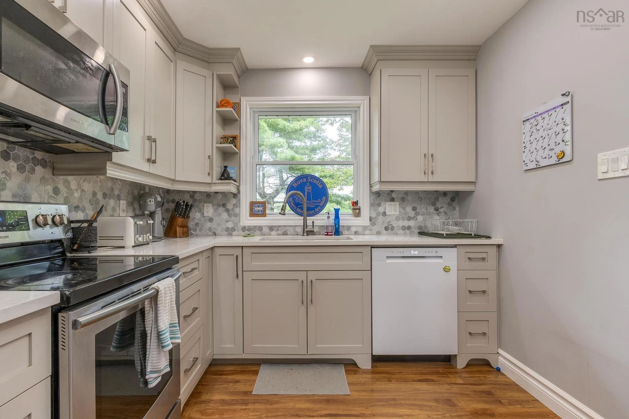 38 Ashgrove Drive, Colby, NS B3V 1G6, 3 Bedrooms Bedrooms, ,2 BathroomsBathrooms,Residential,For Sale,Ashgrove,202522112