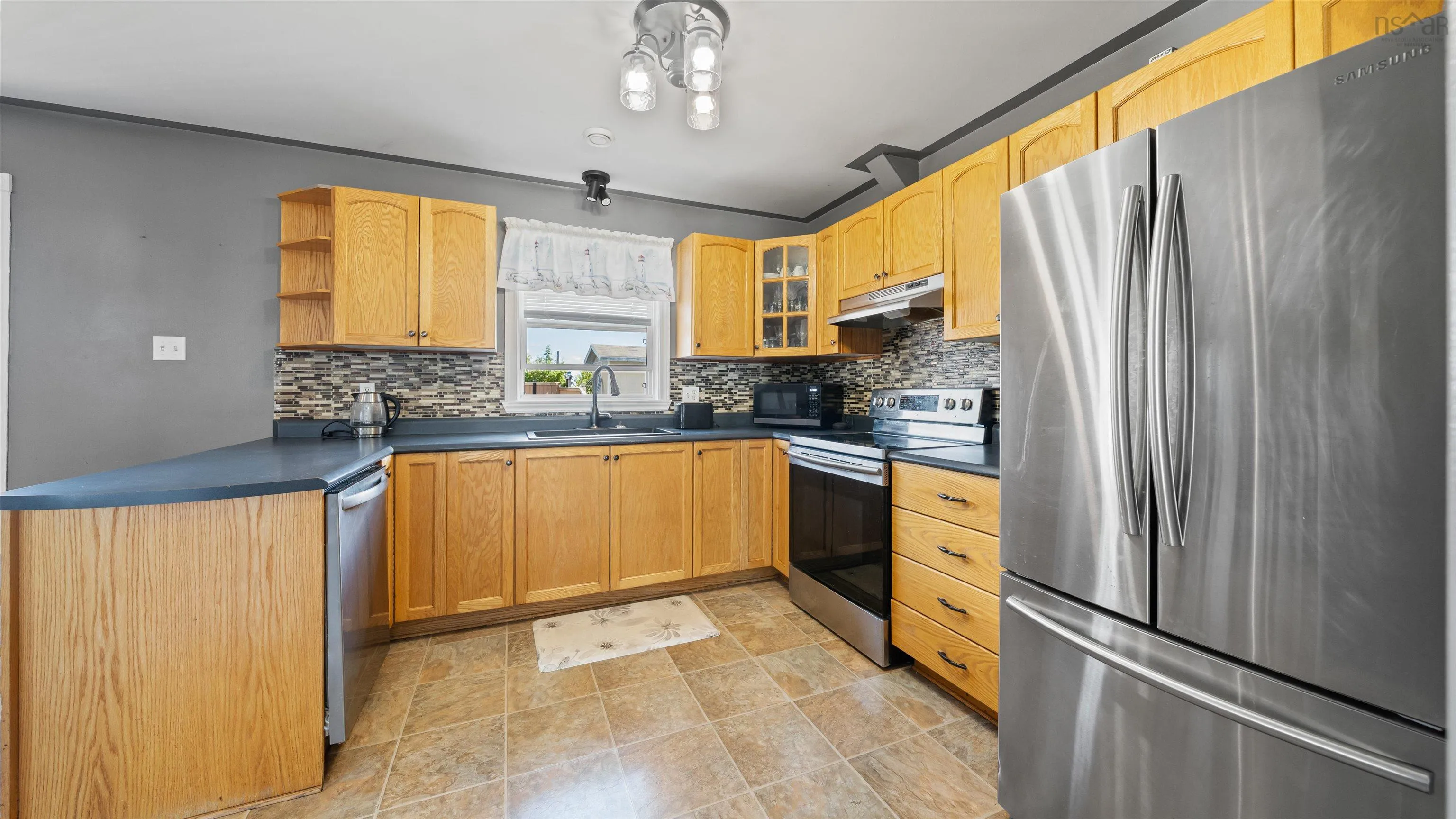 92 Vicky Crescent, Eastern Passage, NS B3G 1T2, 3 Bedrooms Bedrooms, ,2 BathroomsBathrooms,Residential,For Sale,Vicky,202521285