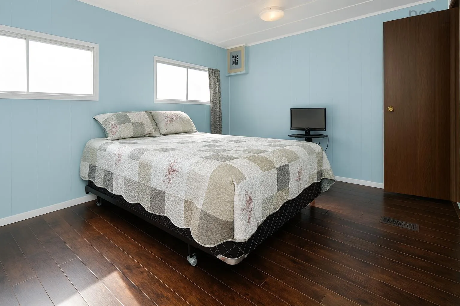 1372 Highway 1, Hants Border, NS B0P 1P0, 2 Bedrooms Bedrooms, ,1 BathroomBathrooms,Residential,For Sale,Highway 1,202523540