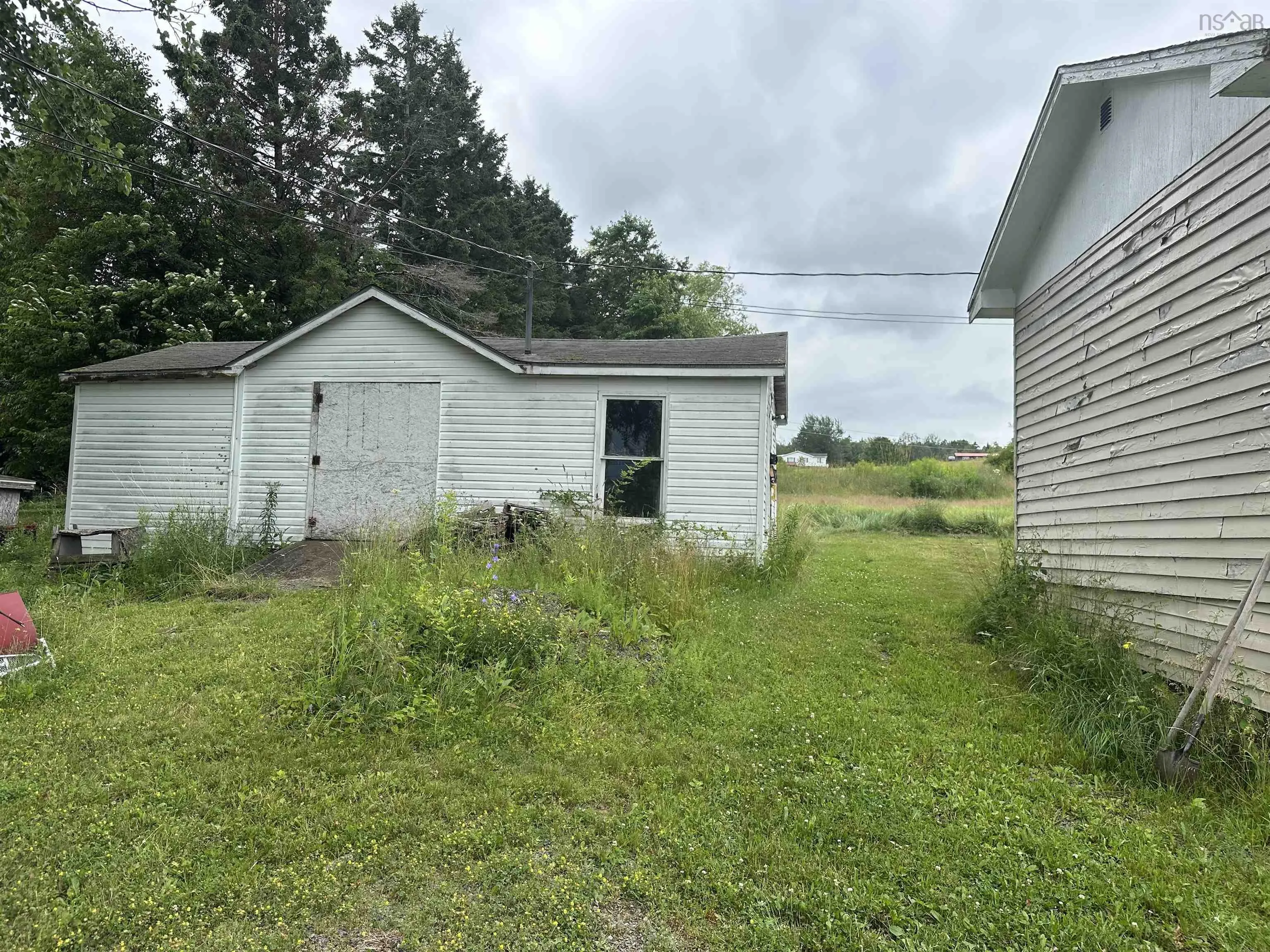 1372 Highway 1, Hants Border, NS B0P 1P0, 2 Bedrooms Bedrooms, ,1 BathroomBathrooms,Residential,For Sale,Highway 1,202523540