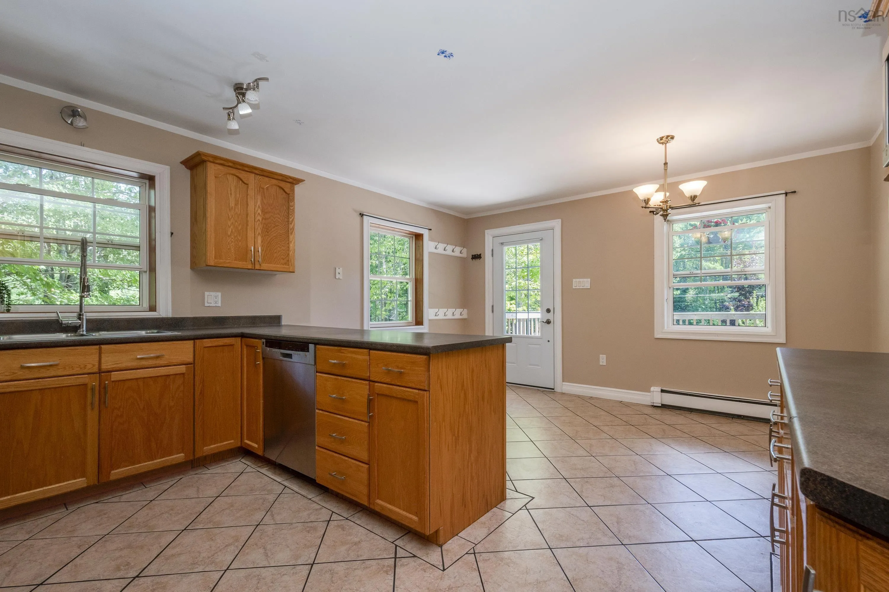 1627 Middle Road, Nictaux, NS B0S 1P0, 4 Bedrooms Bedrooms, ,2 BathroomsBathrooms,Residential,For Sale,Middle,202520273