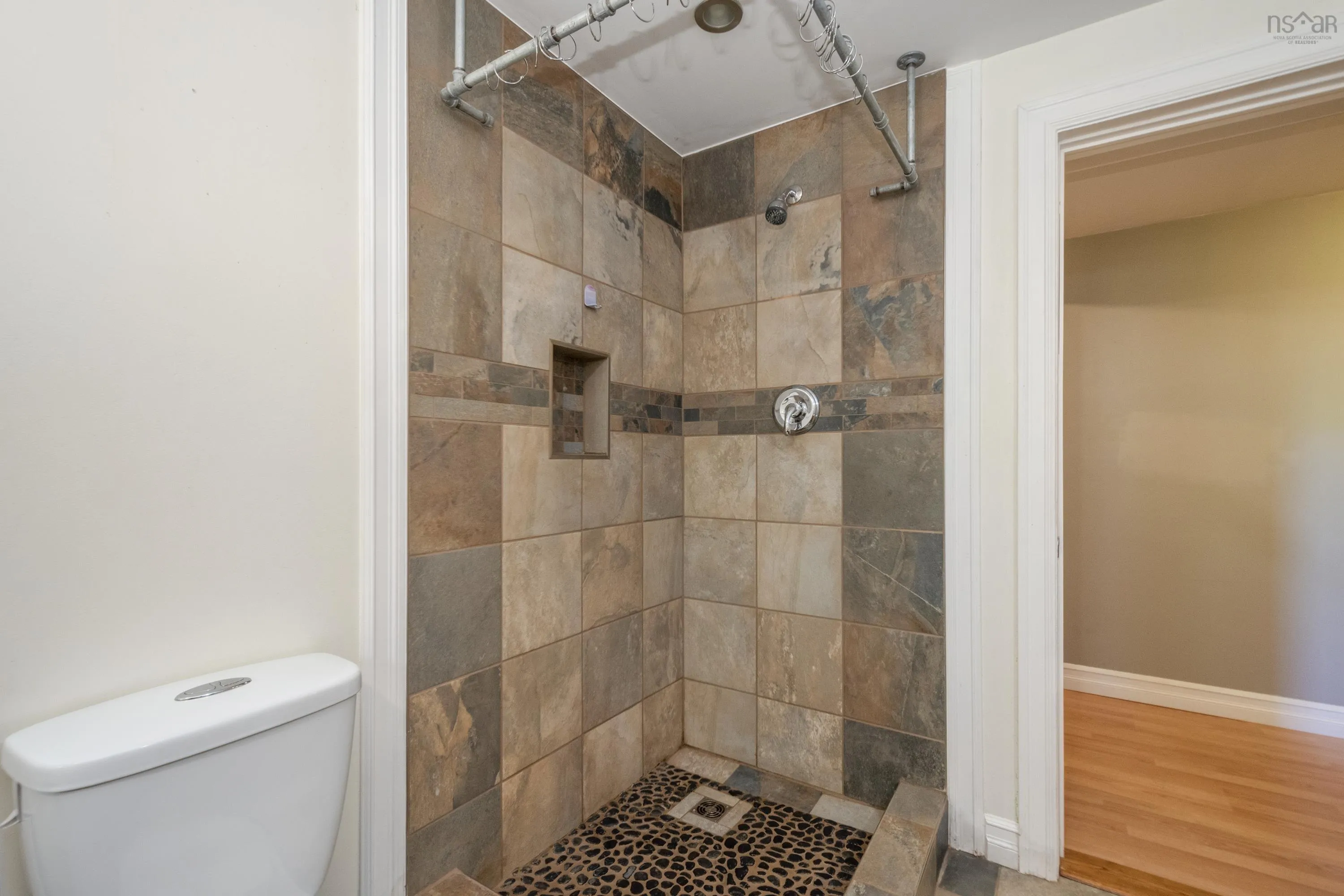 1627 Middle Road, Nictaux, NS B0S 1P0, 4 Bedrooms Bedrooms, ,2 BathroomsBathrooms,Residential,For Sale,Middle,202520273